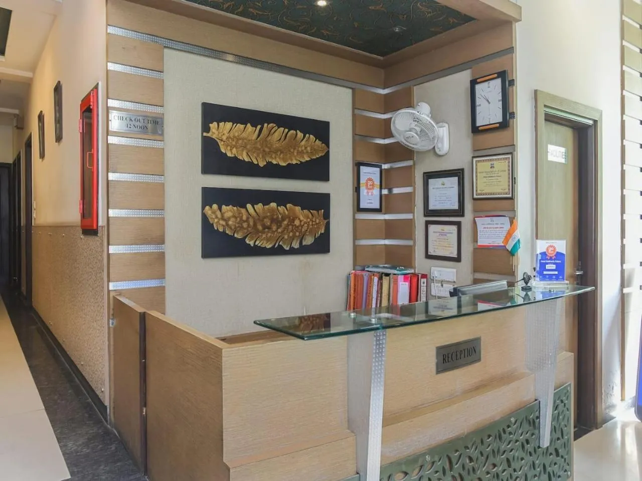 Street view in Hotel Siddharth palace