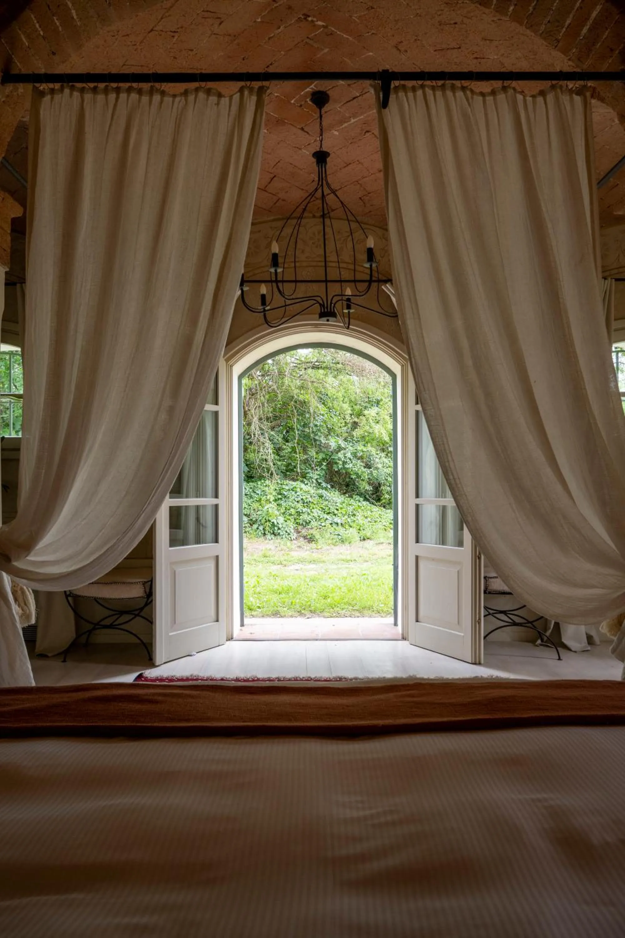 Bed in Elizabeth Country House, a Member of Design Hotels