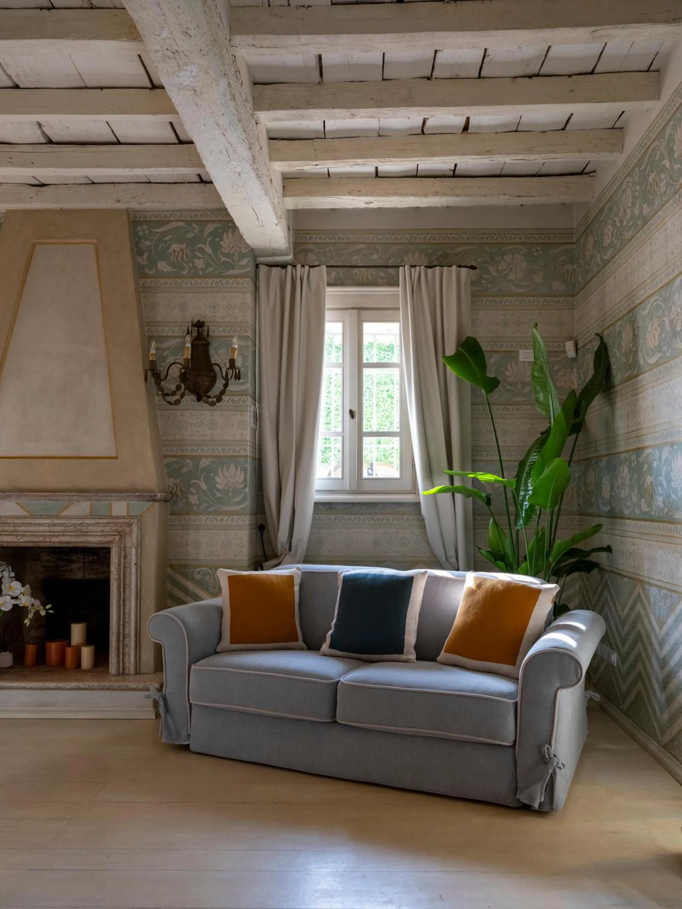 Seating area in Elizabeth Country House, a Member of Design Hotels