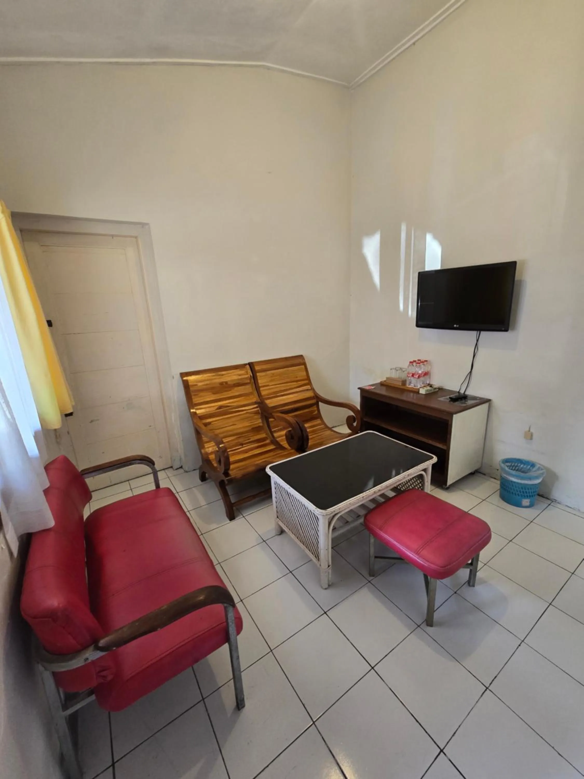 Living room in Kusma Hotel Bandungan Semarang