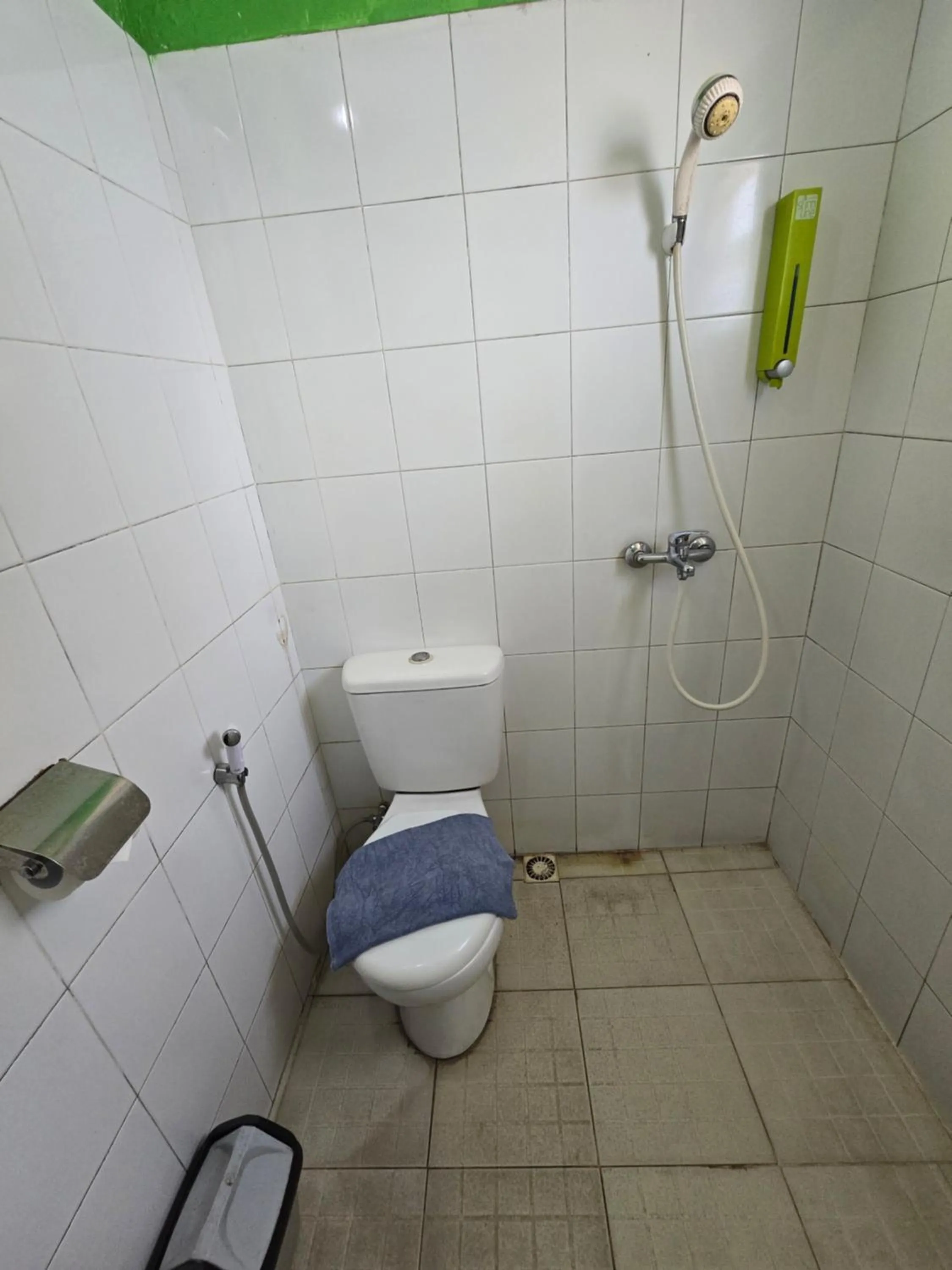 Toilet in Kusma Hotel Bandungan Semarang