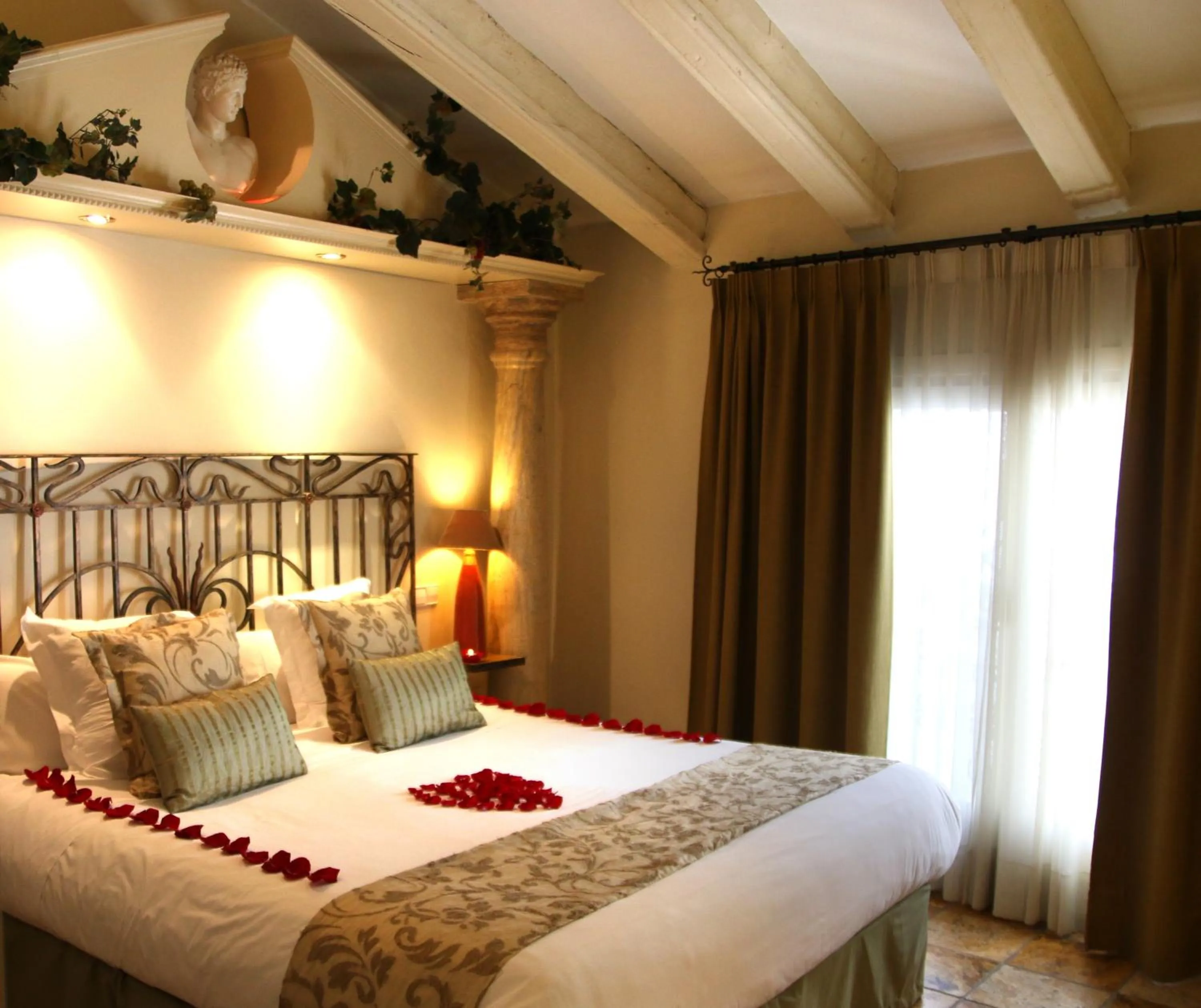 Photo of the whole room, Bed in Hotel Abaco Altea