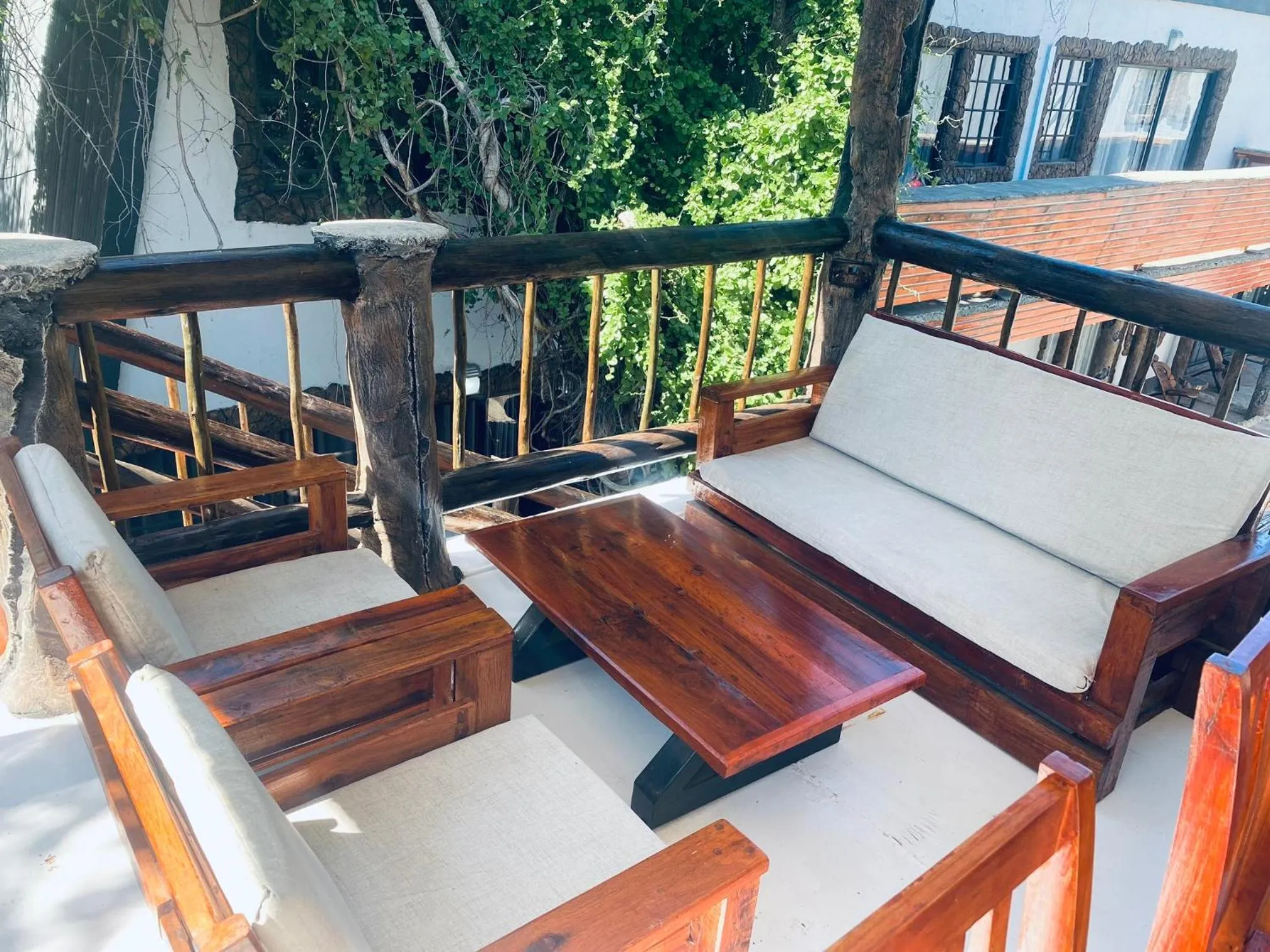 Restaurant/places to eat in Rustiek Hotel