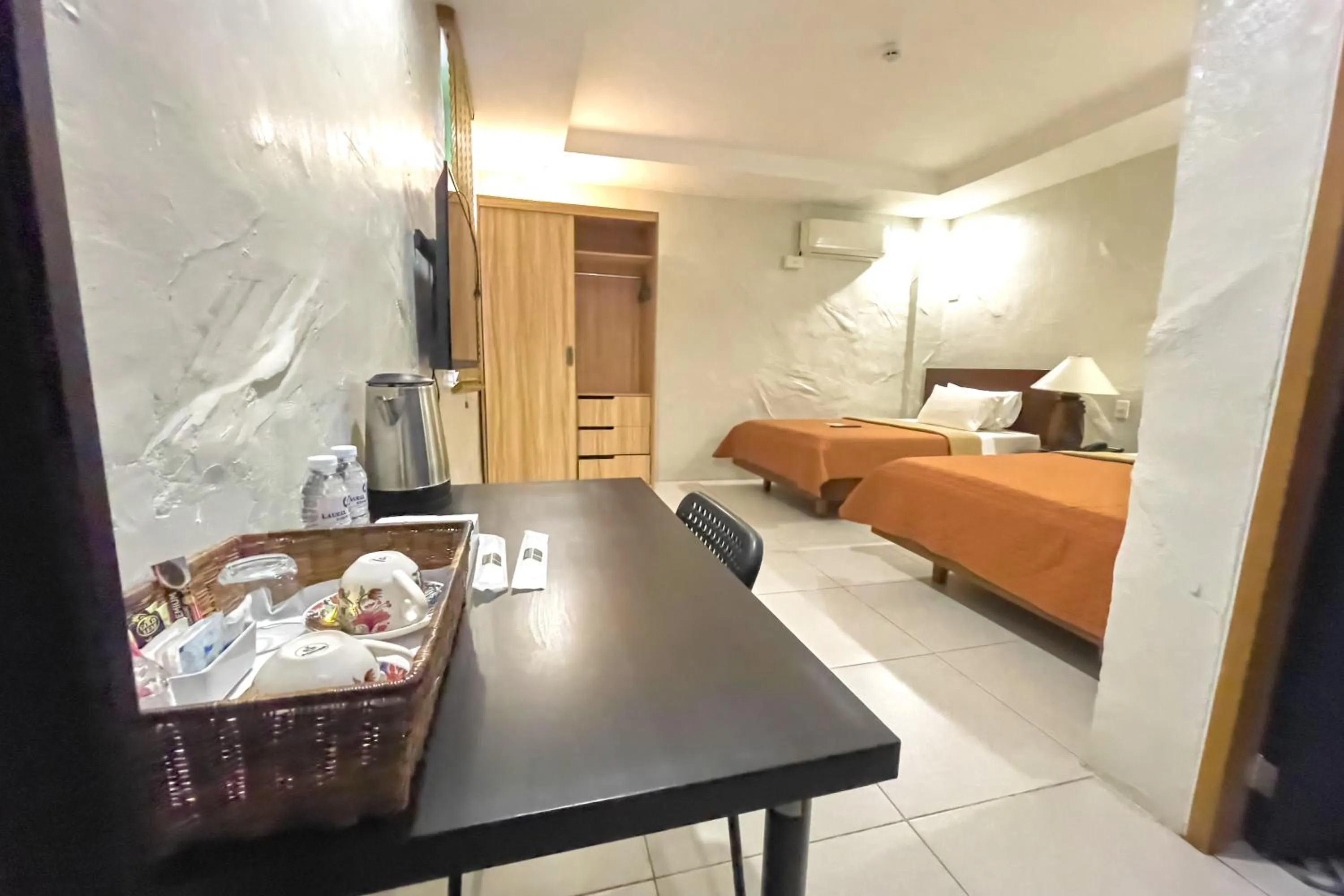 Bed in Laurel Heritage Resort and Spa