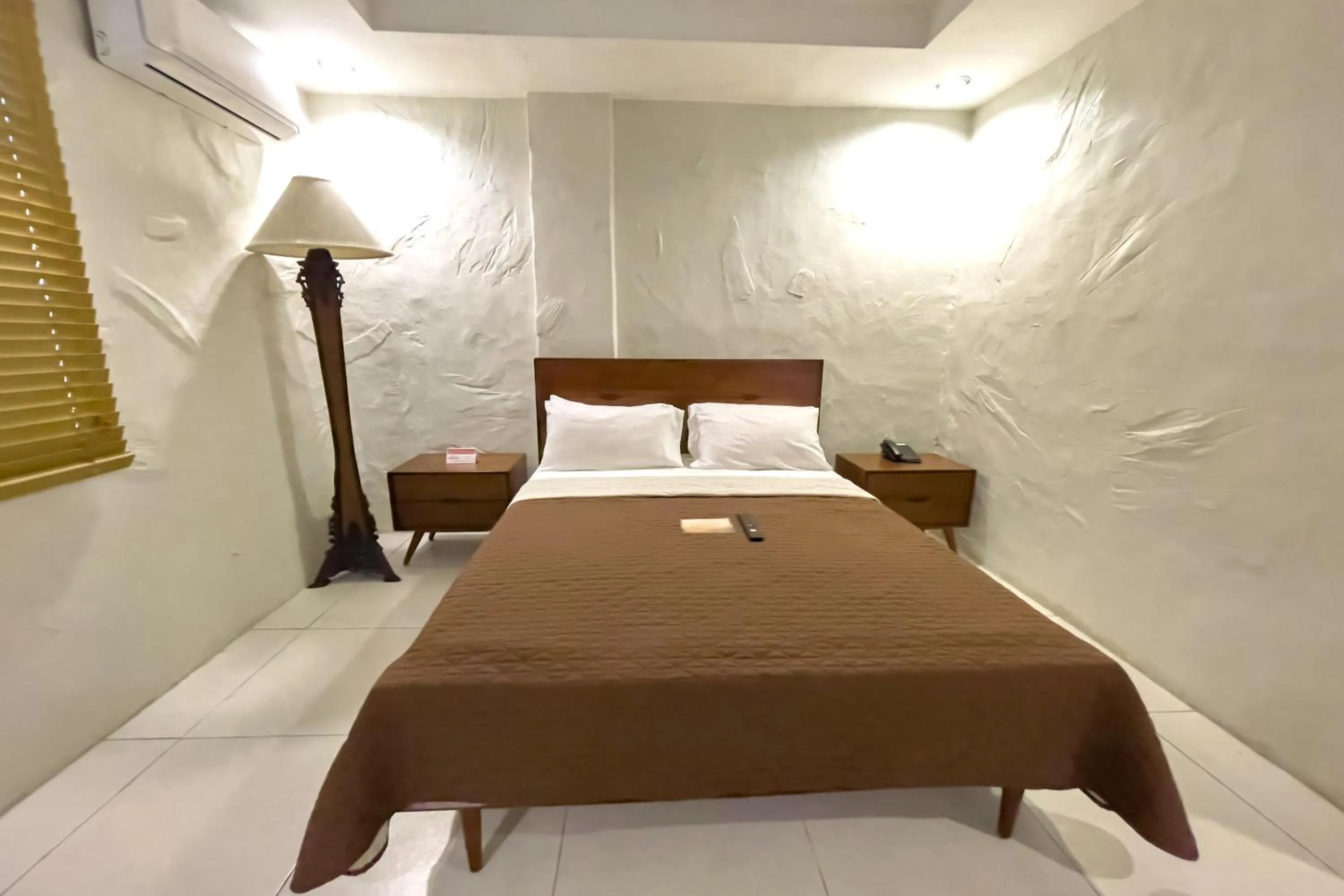 Bed in Laurel Heritage Resort and Spa