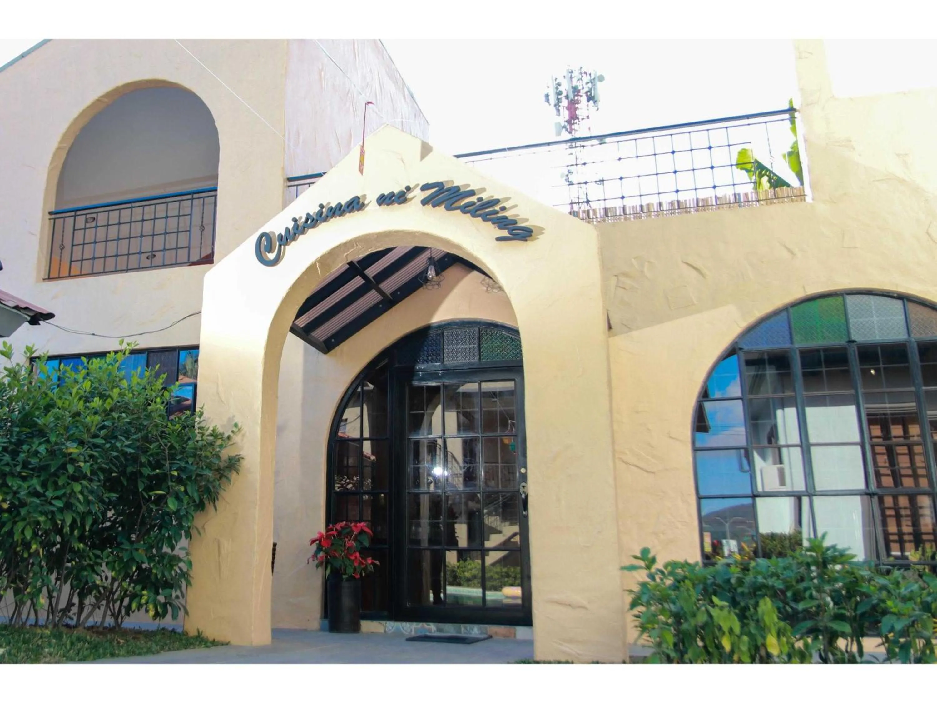 Facade/entrance in Laurel Heritage Resort and Spa