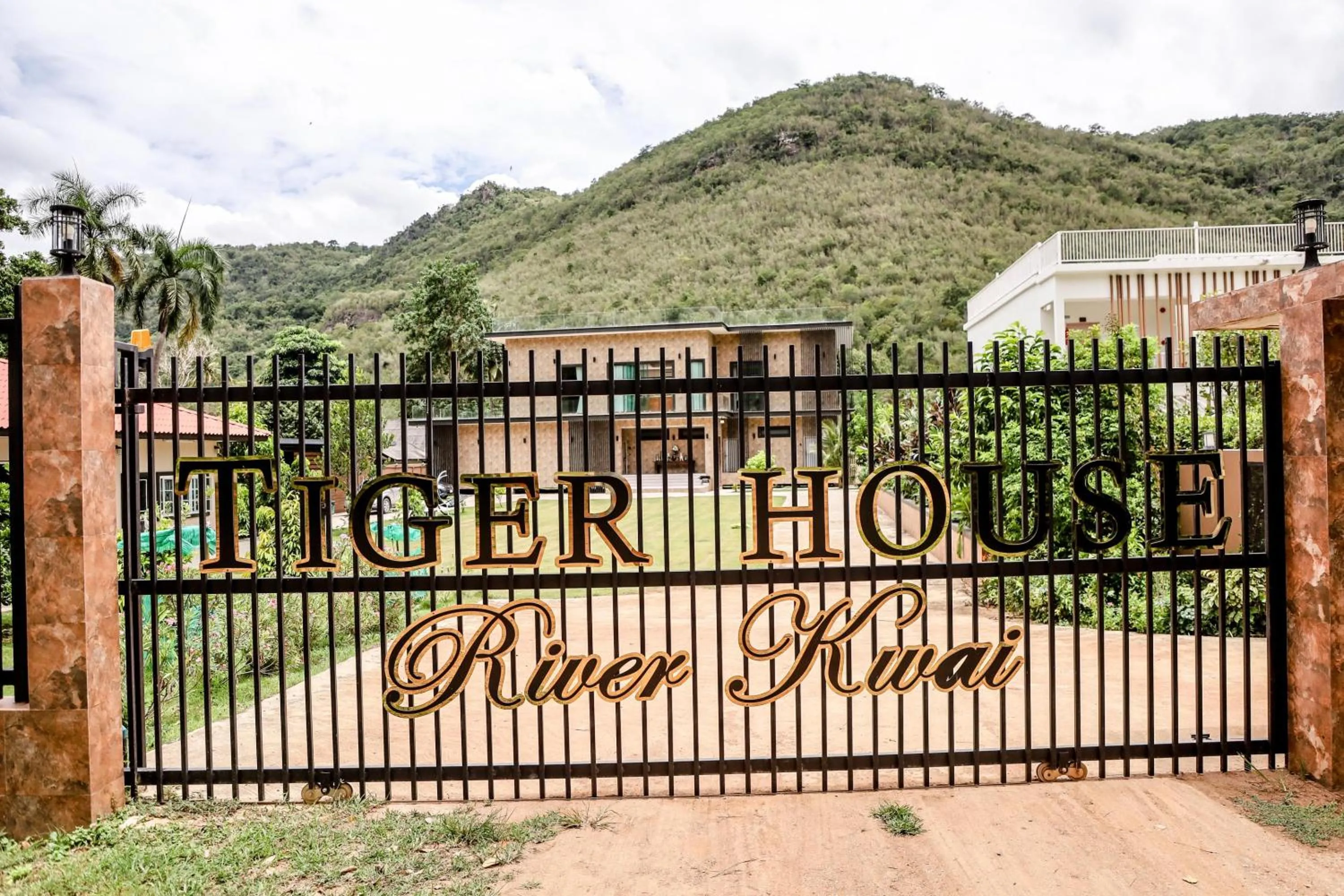 Property building in Tiger House River Kwai