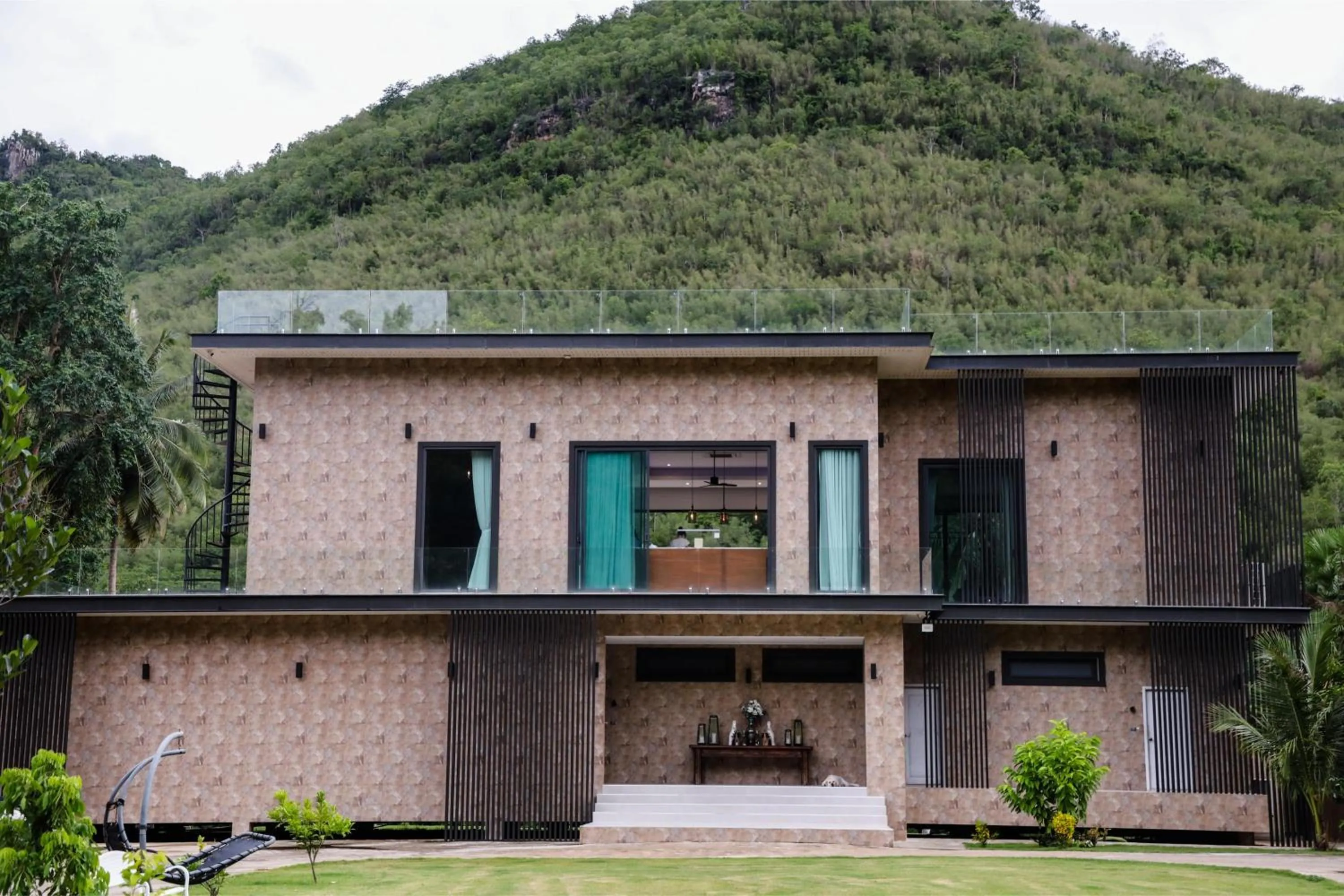 Property building in Tiger House River Kwai