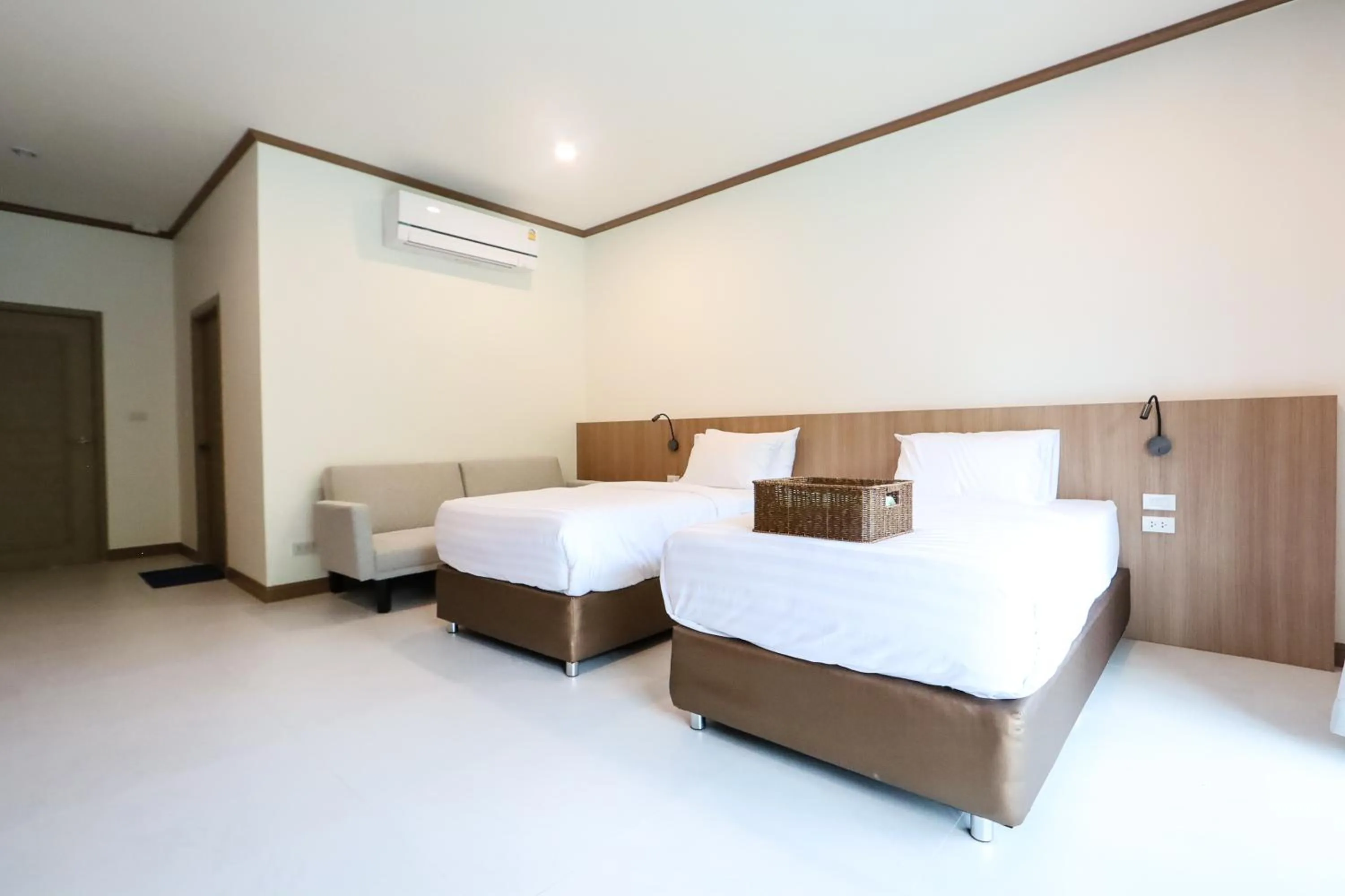 Bedroom, Bed in Tiger House River Kwai