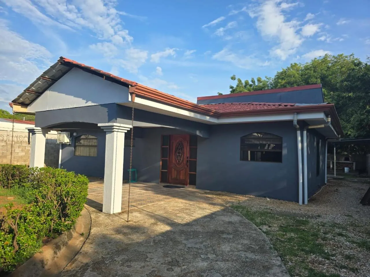 Three-Bedroom House in Casa Naboo
