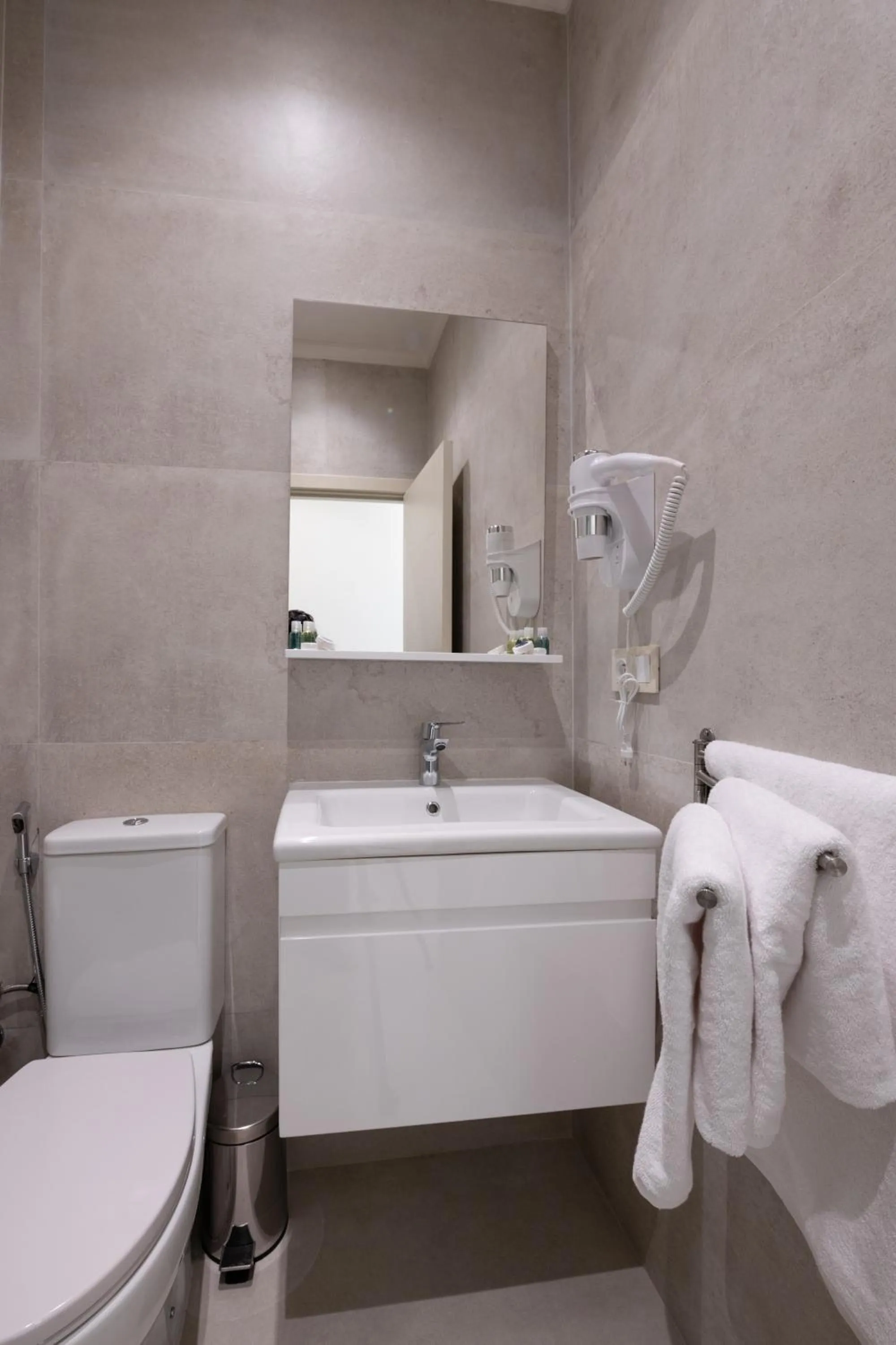 Toilet in Hotel El Toro Tanger