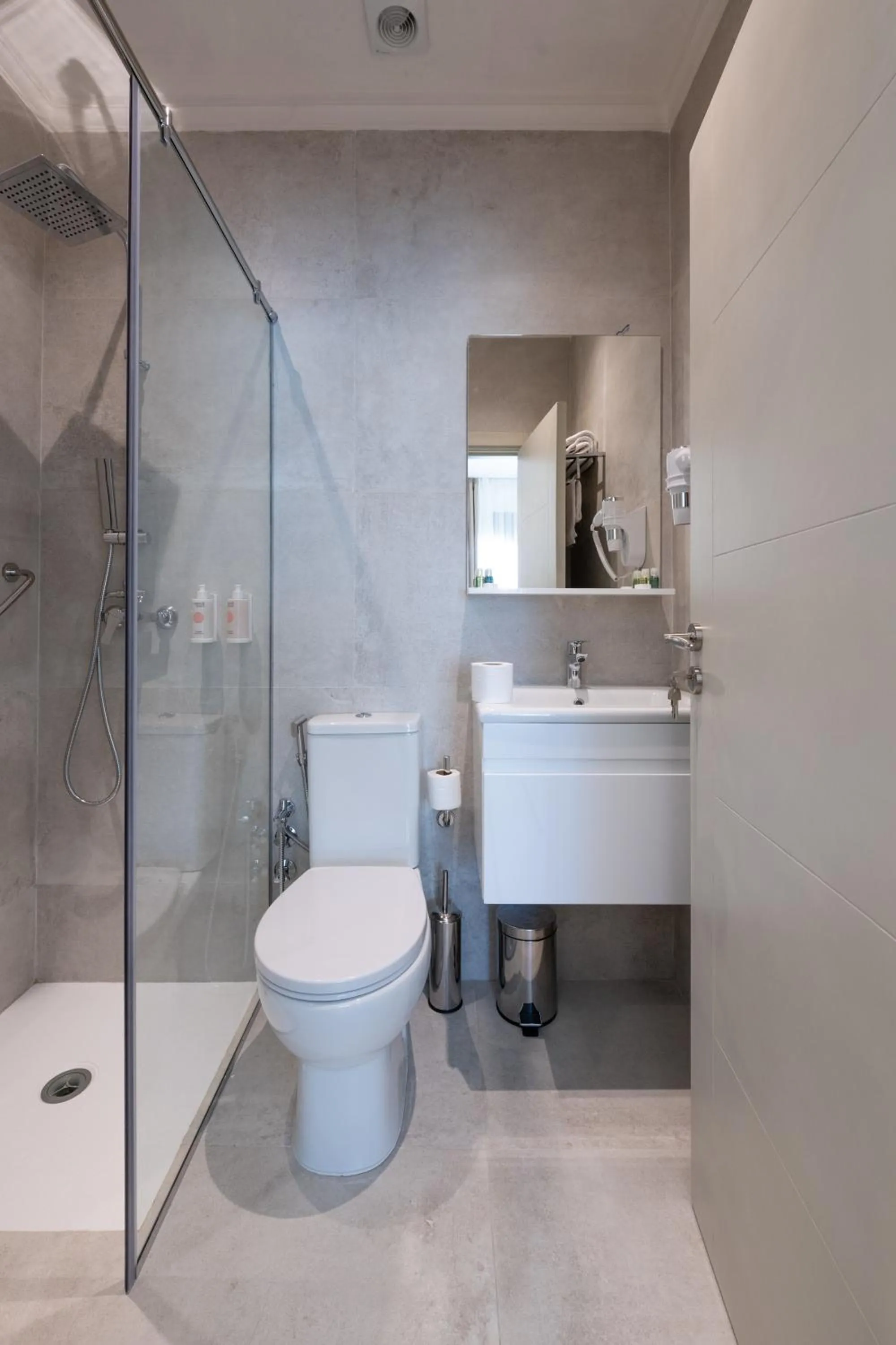 Shower in Hotel El Toro Tanger