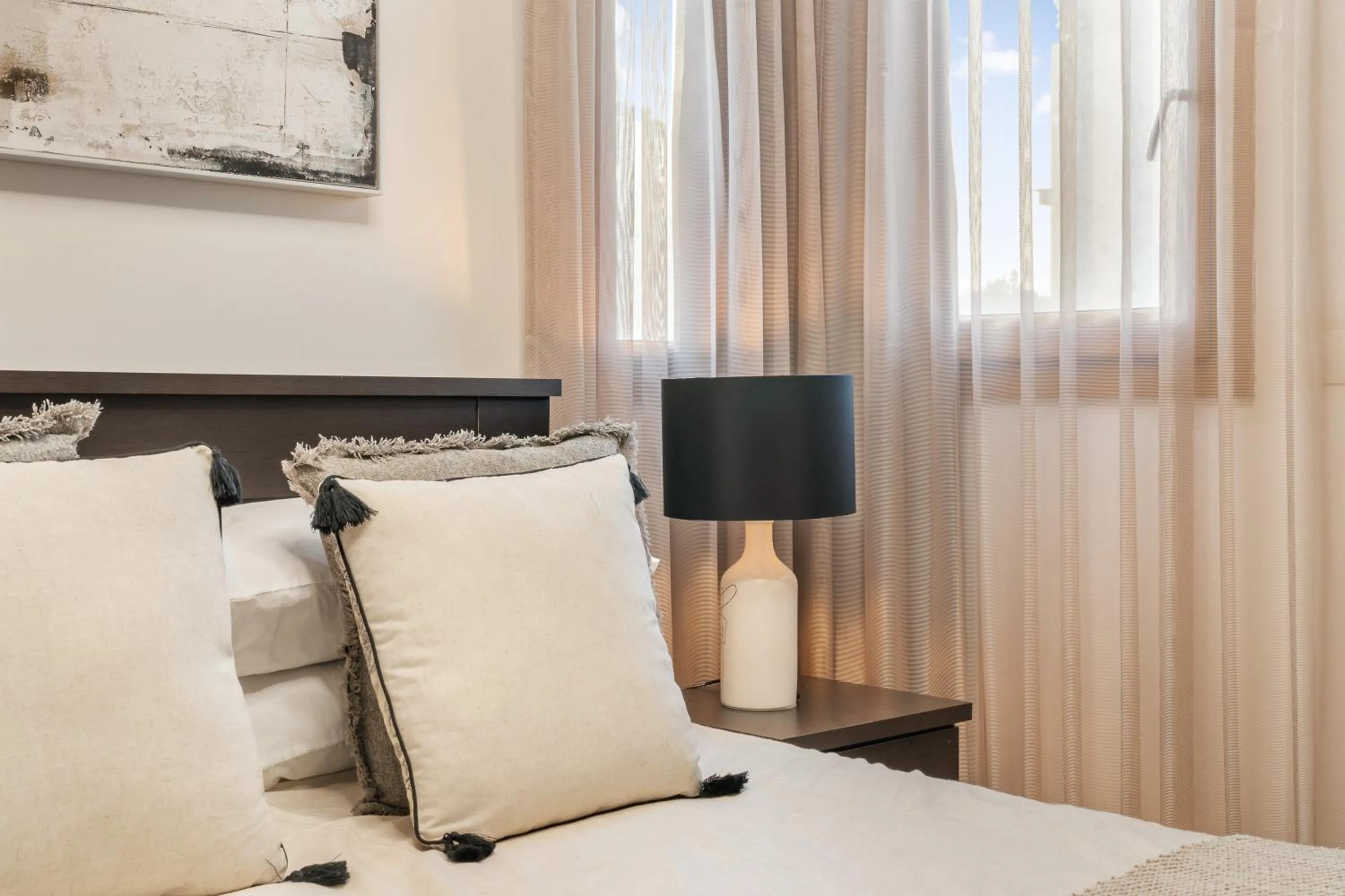 Bed in King David Residence - Isrentals