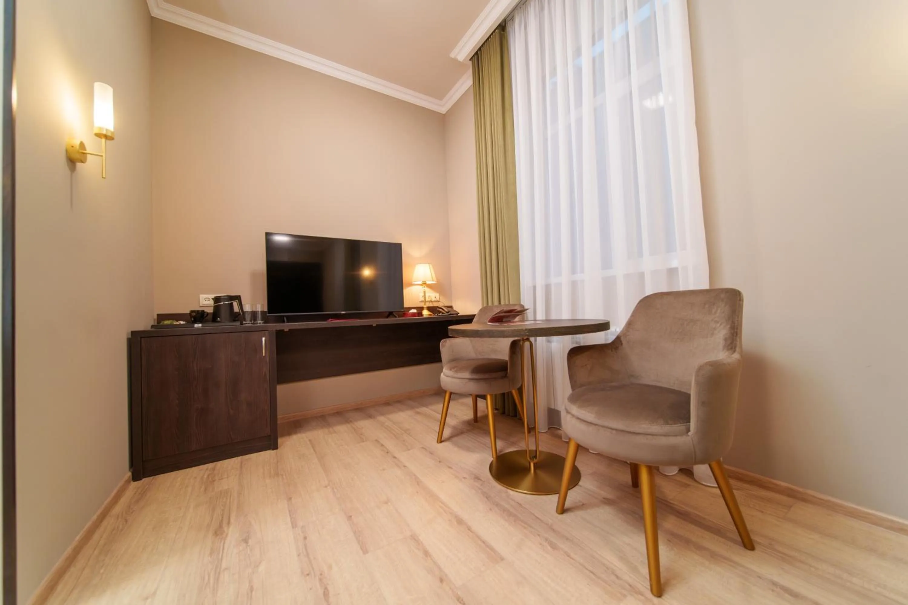 TV and multimedia in Vallex Garden Hotel Alaverdi