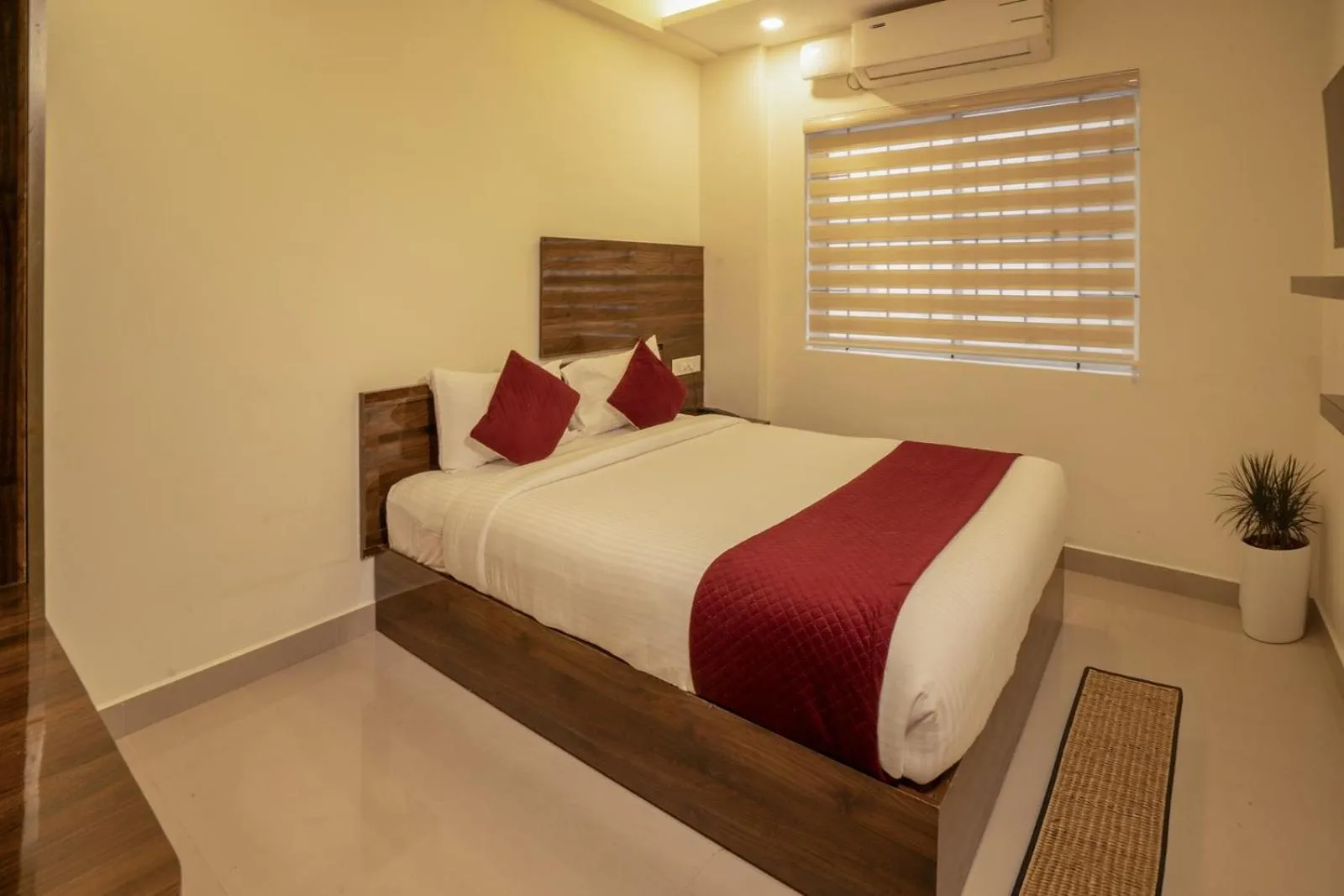 Bedroom, Bed in BR Residency