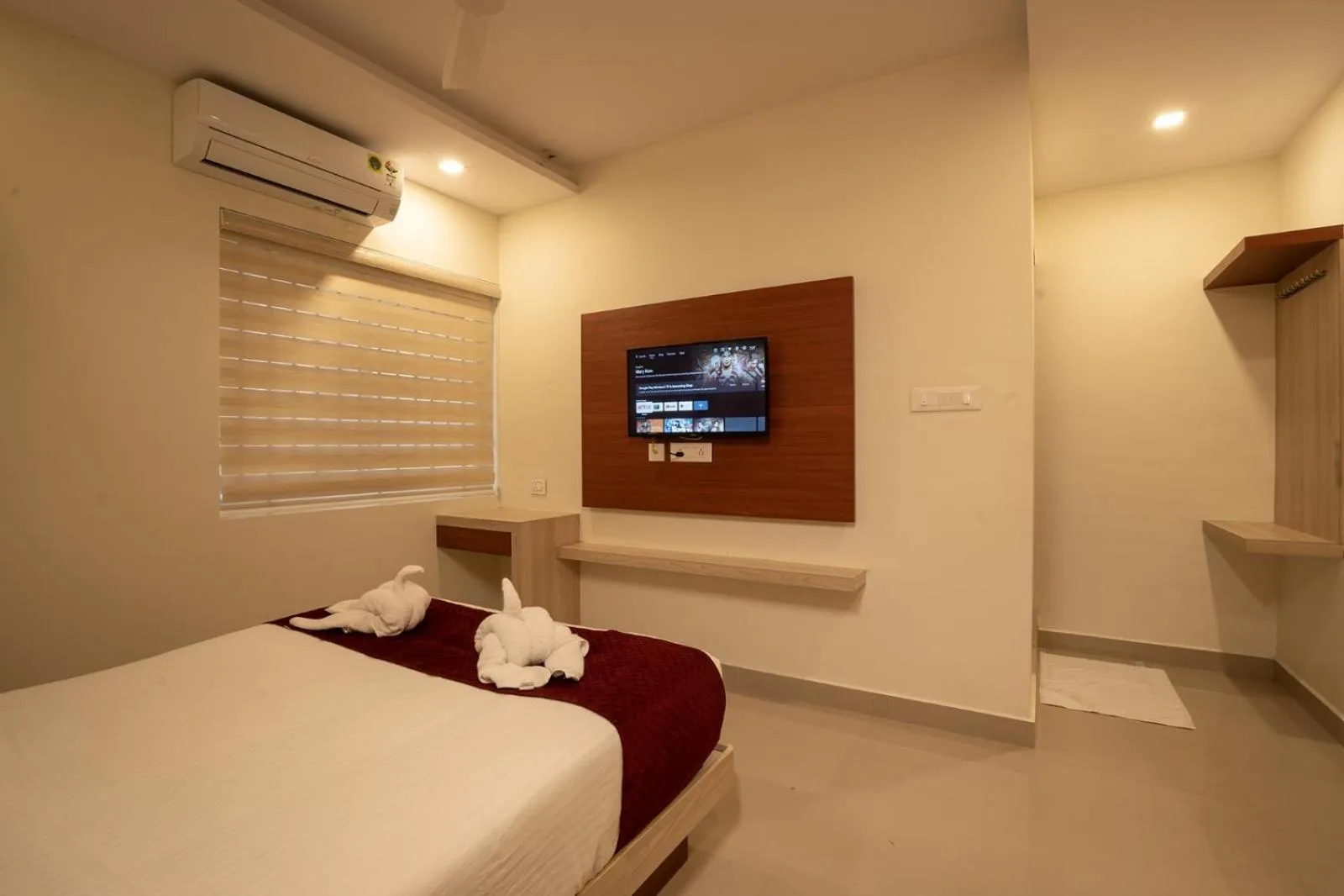 Bedroom, Bed in BR Residency