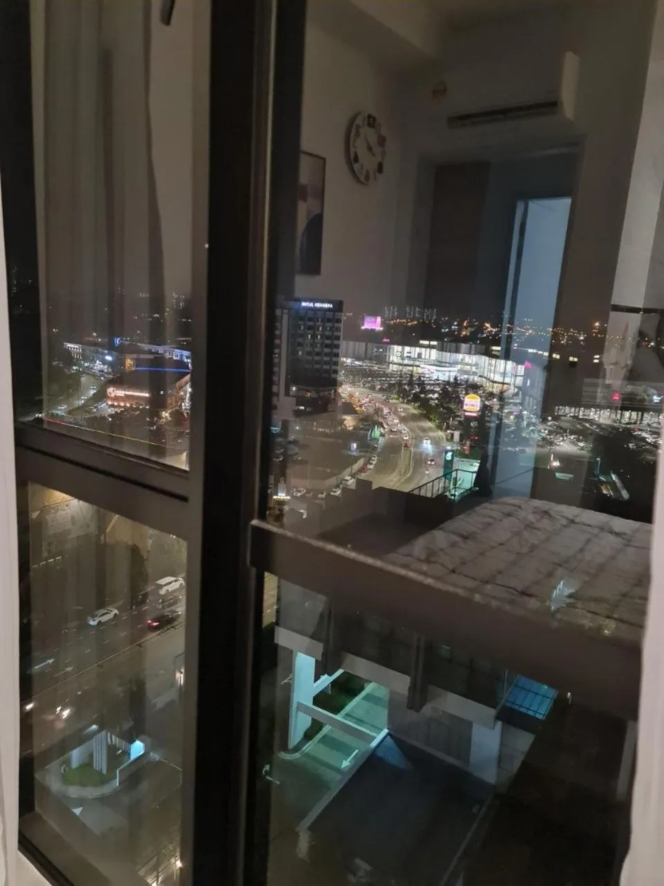 Bed in Sky Tree Serviced Apartment at Bukit Indah With Netflix