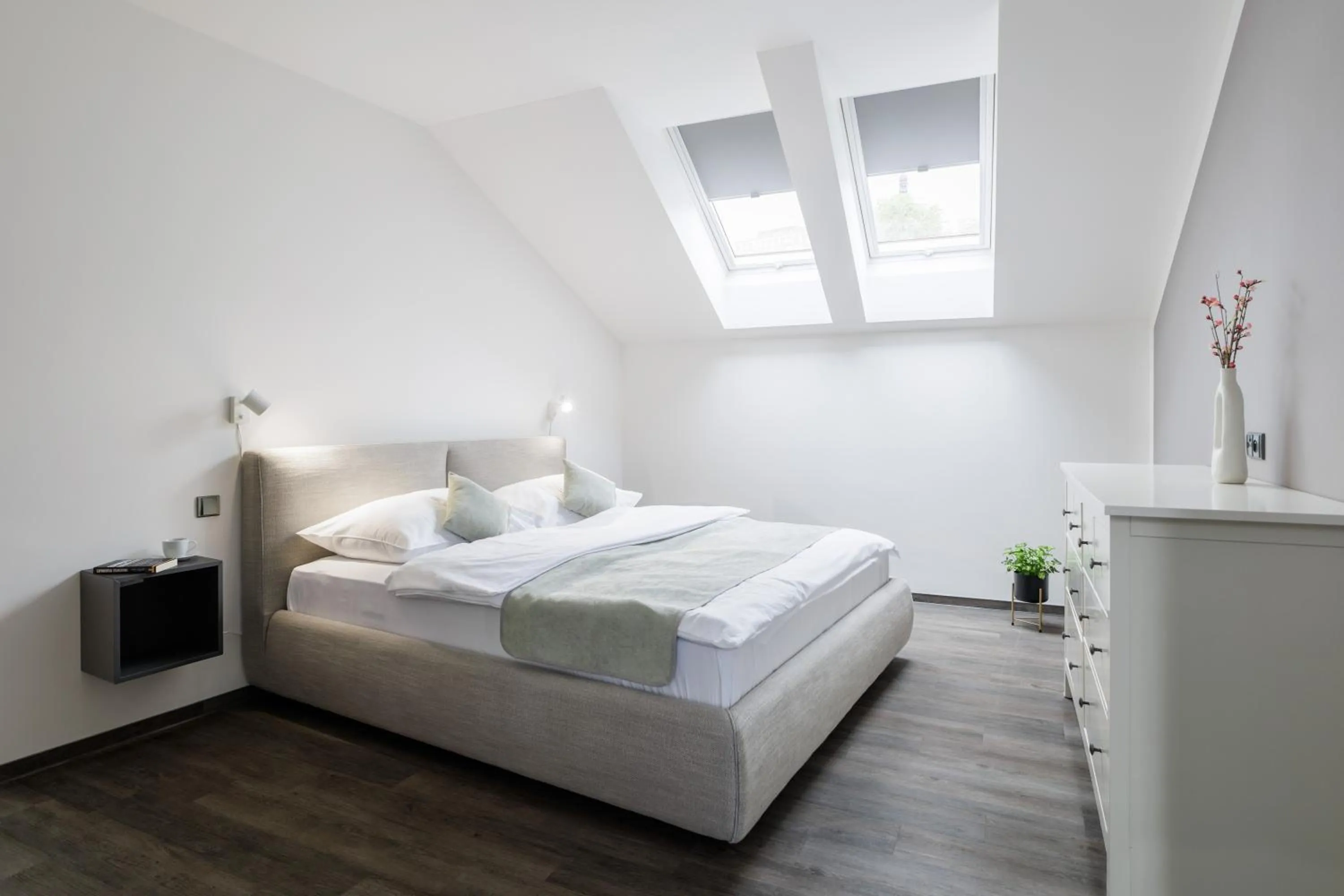 Bed in River Apartments