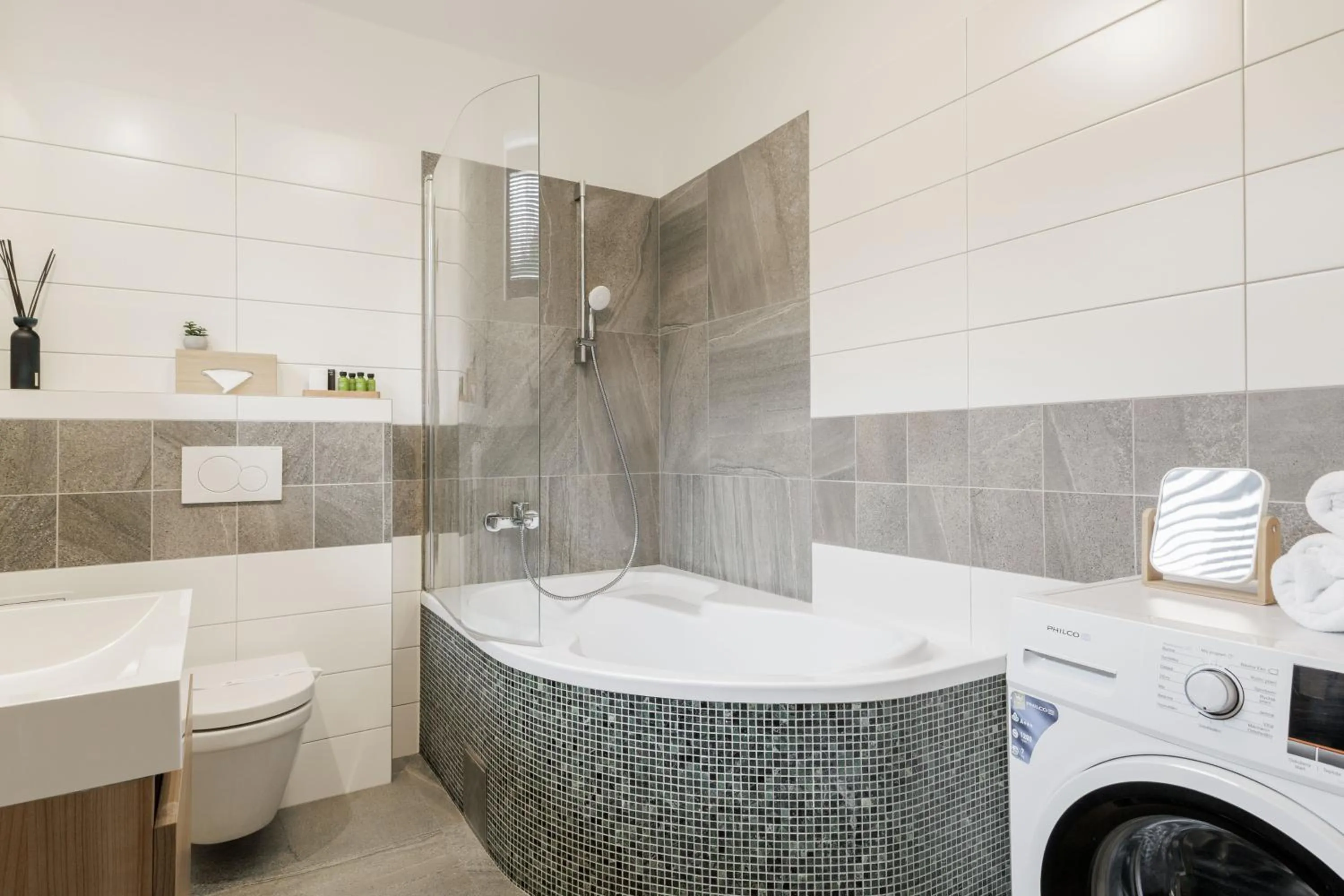 Shower in River Apartments