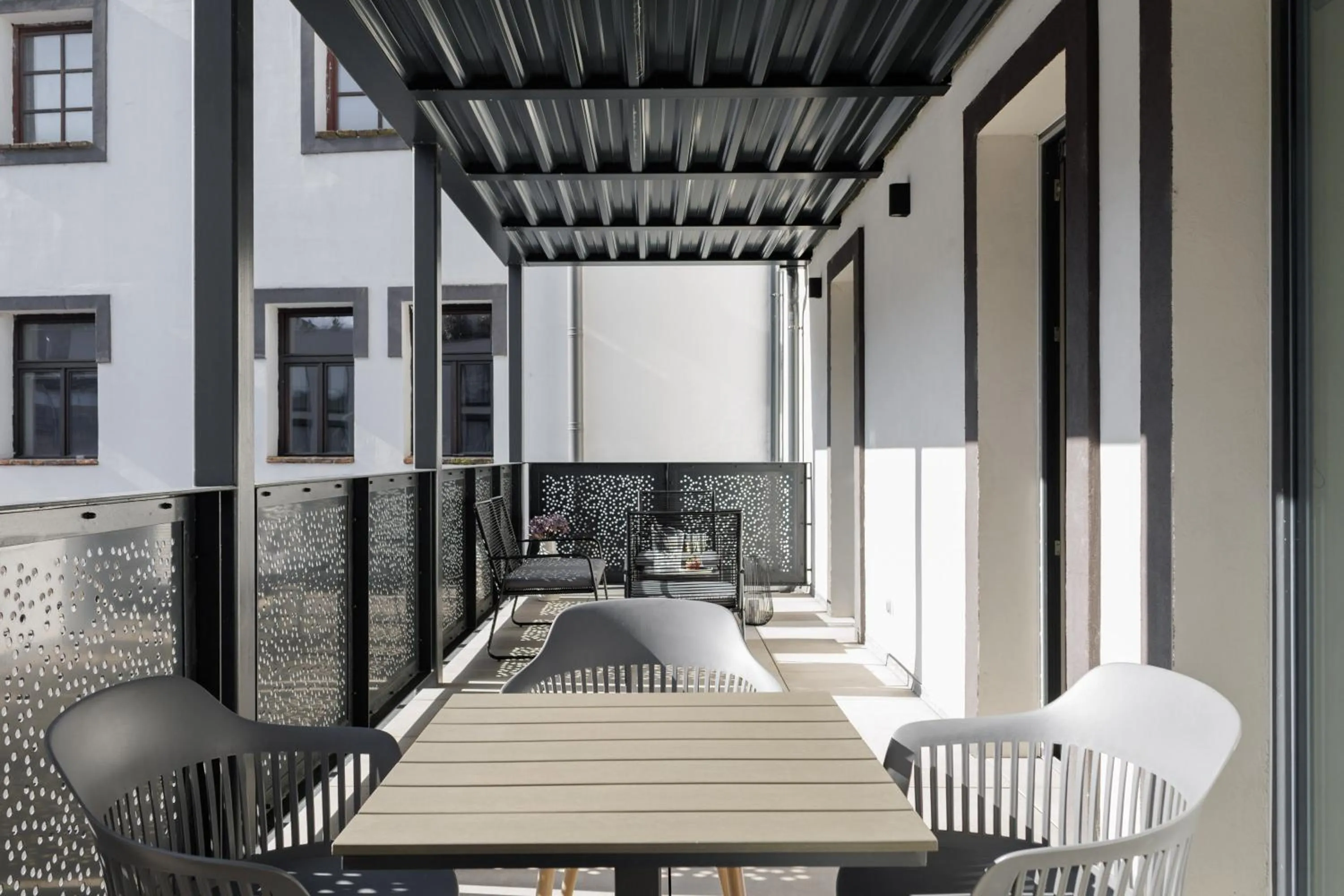 Balcony/Terrace in River Apartments