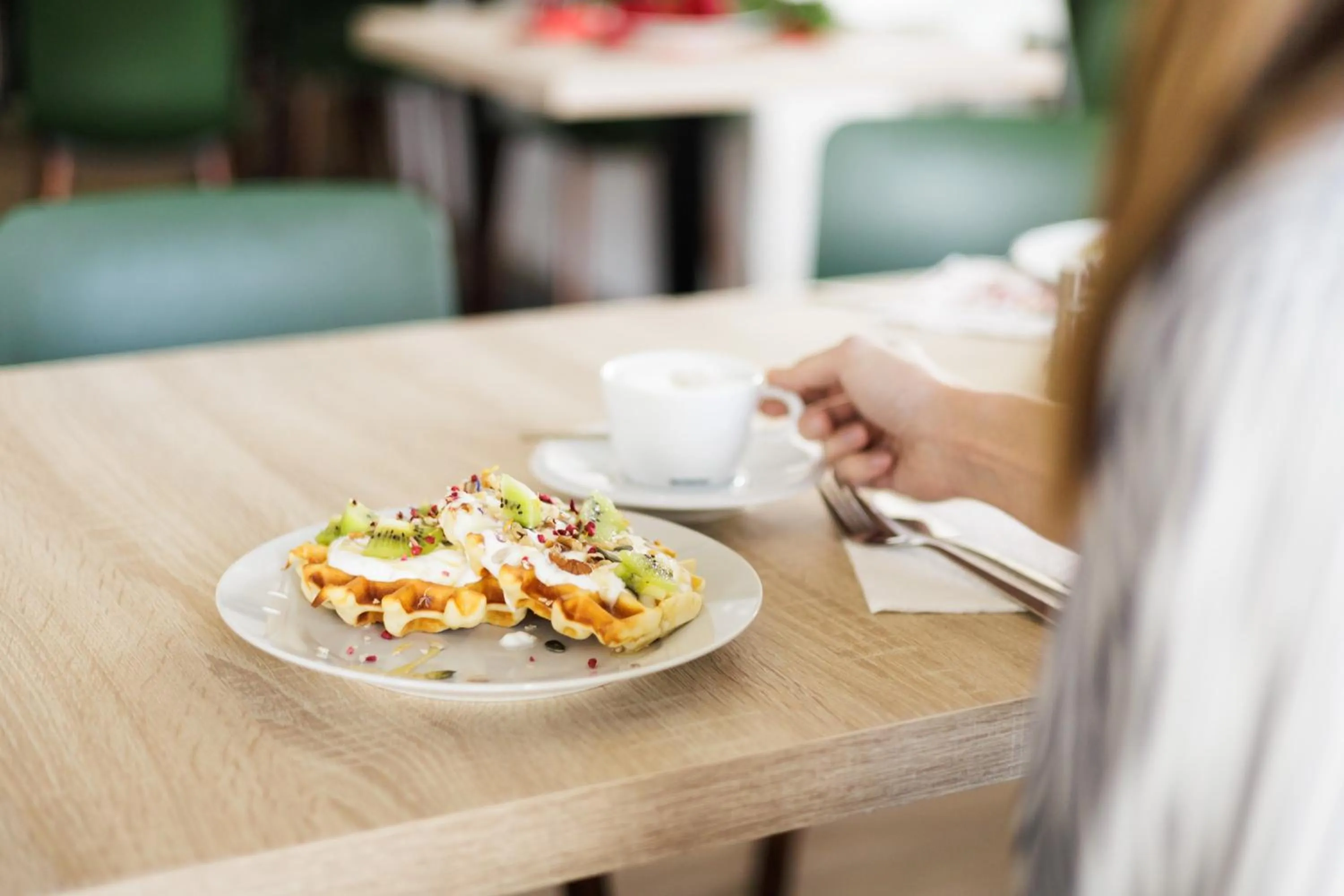 Breakfast in River Apartments