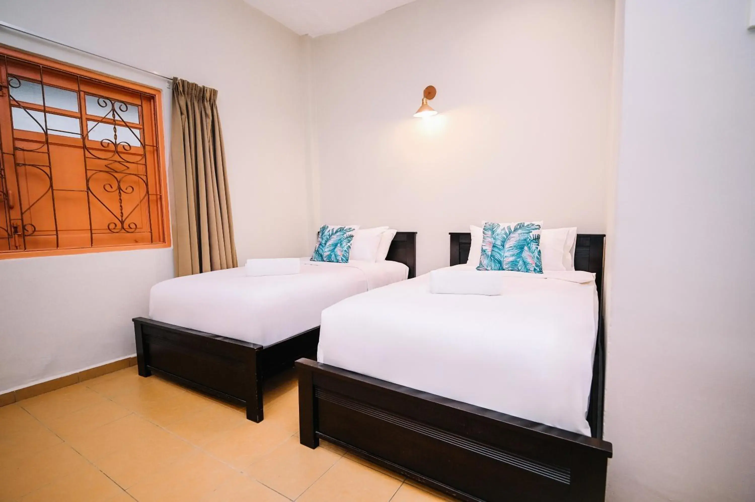 Deluxe Twin Room in Swing & Pillows - Jonker Street Malacca Deluxe Twin Room in Swing & Pillows - Jonker Street Malacca