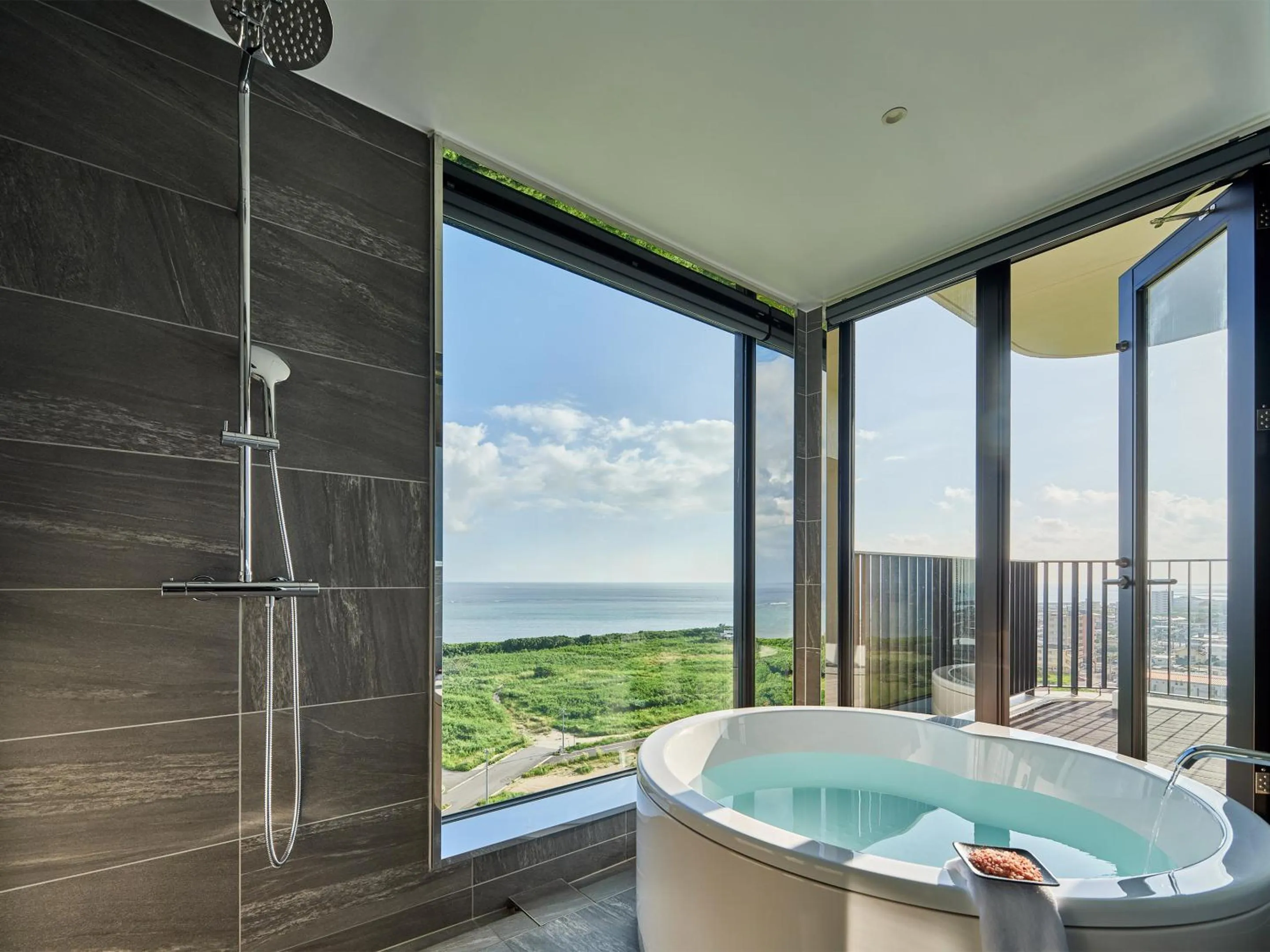 Bathroom in seven x seven ISHIGAKI