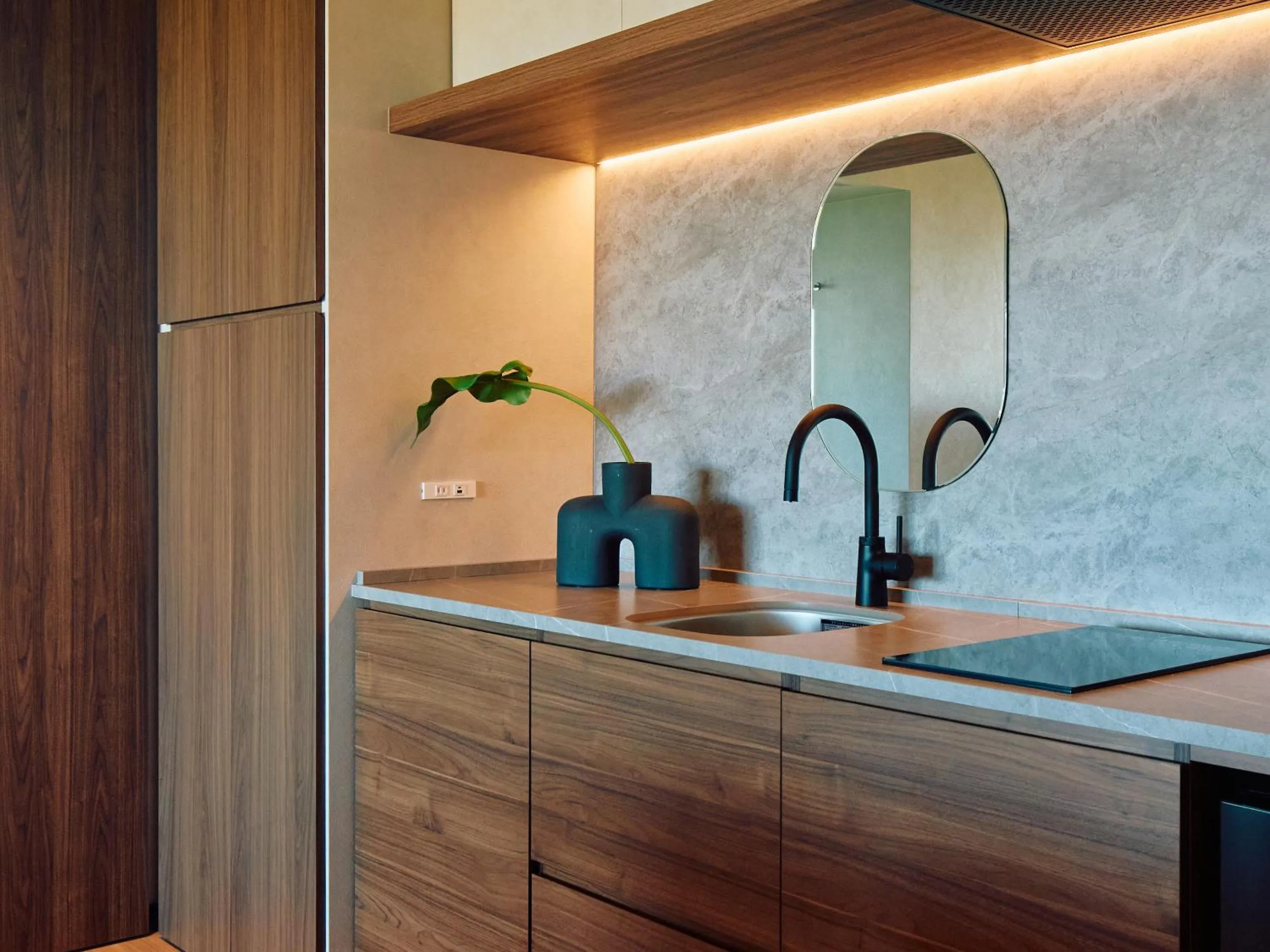 kitchen in seven x seven ISHIGAKI