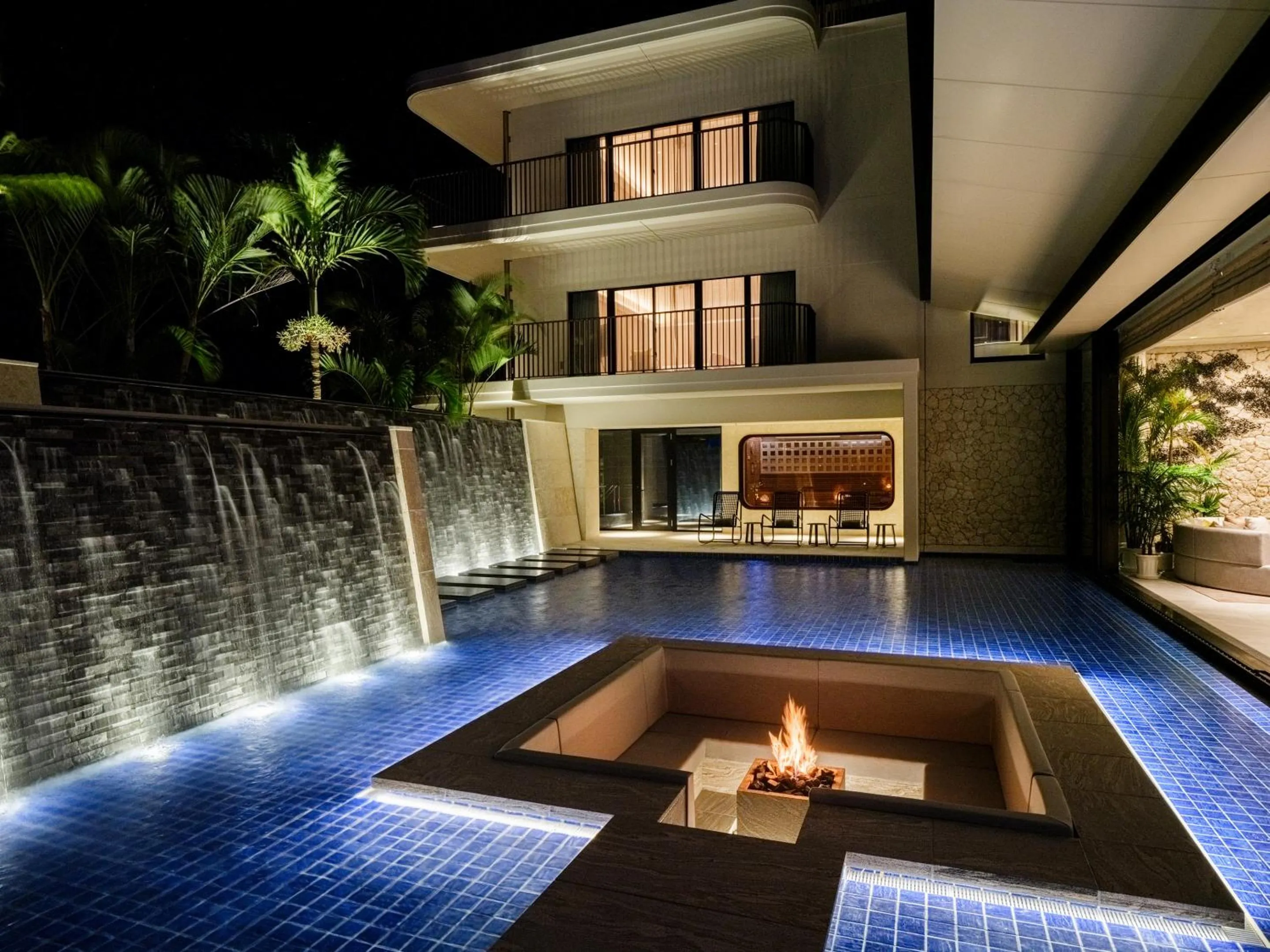 Night in seven x seven ISHIGAKI