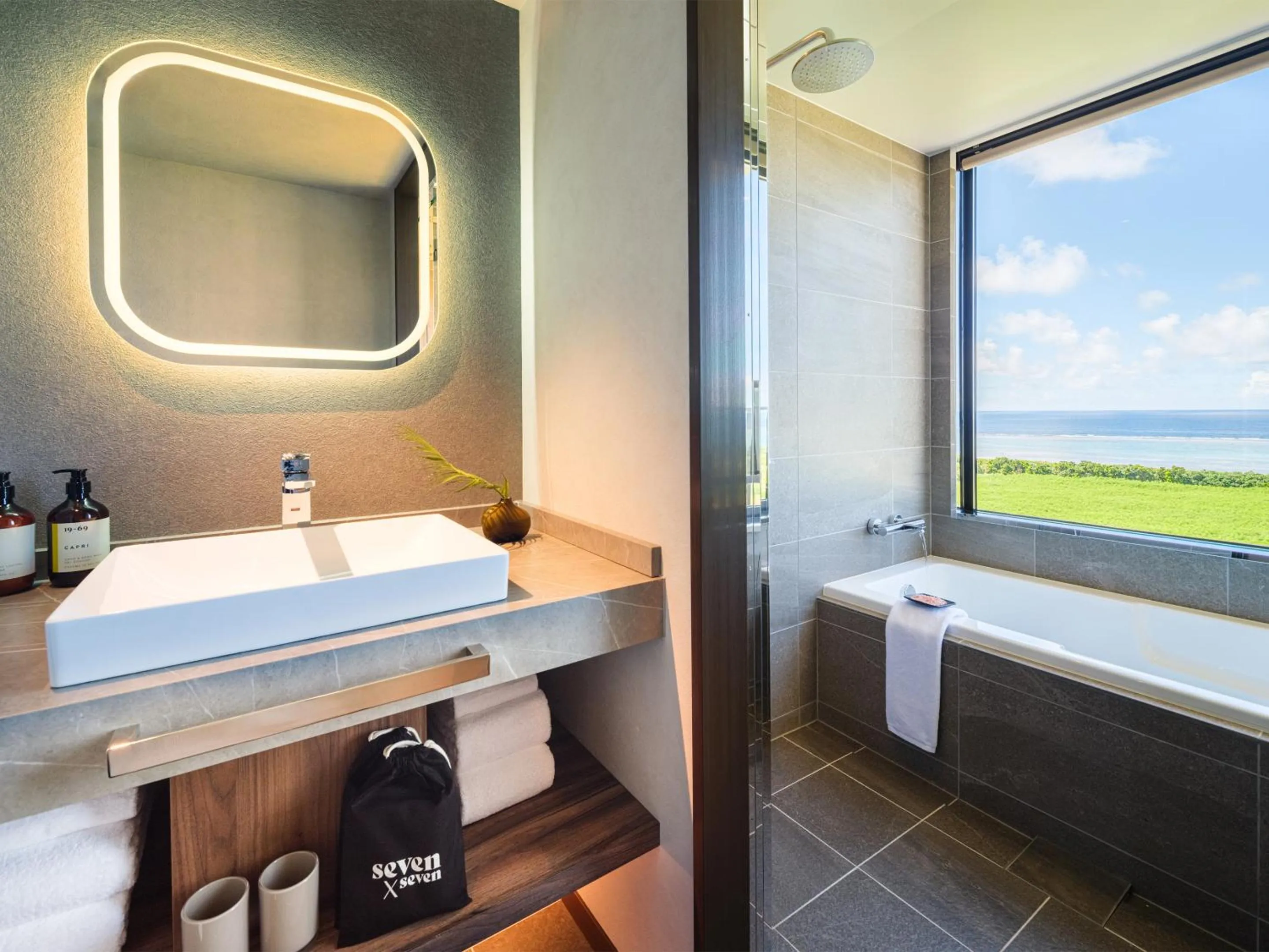 Bathroom in seven x seven ISHIGAKI