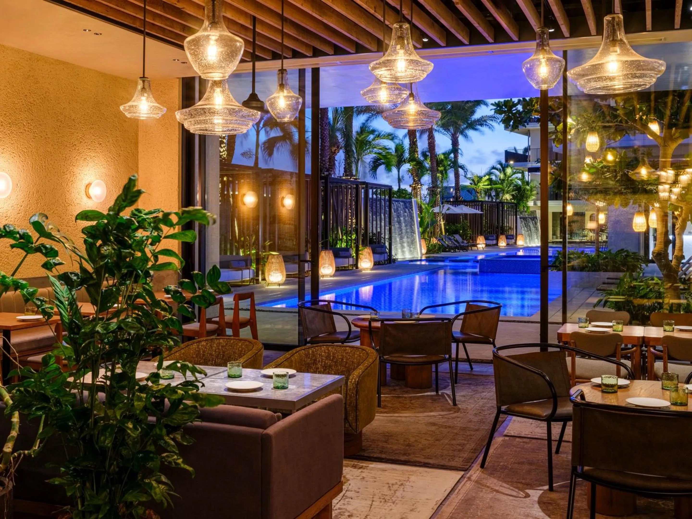 Restaurant/places to eat in seven x seven ISHIGAKI