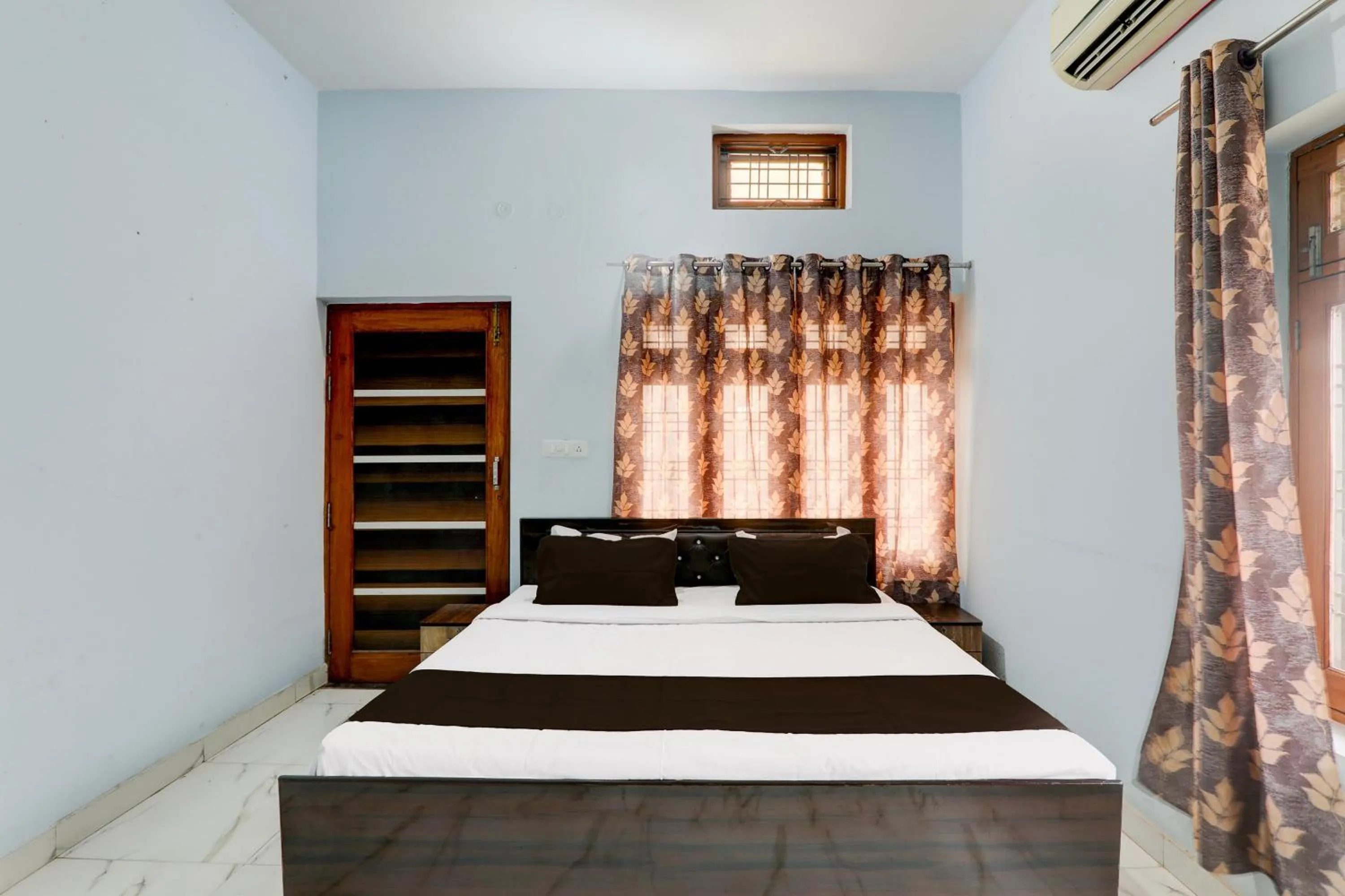 Bedroom, Bed in HOTEL O BLISS INN GUEST HOUSE