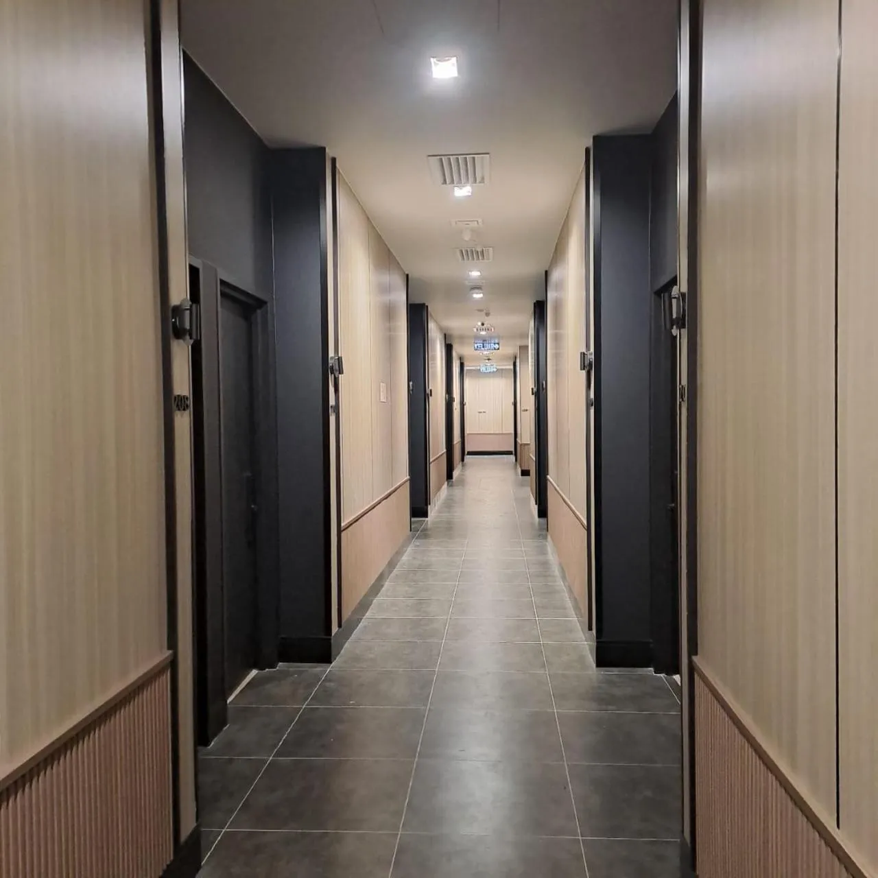 Urban Inn, Myra Meranti