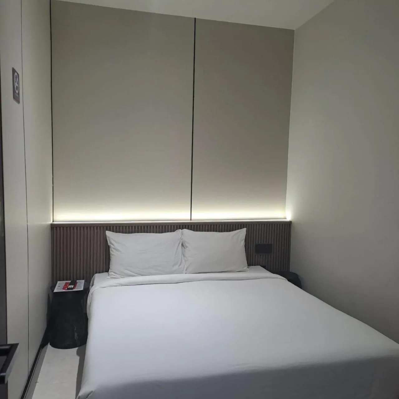 Bed in Urban Inn, Myra Meranti