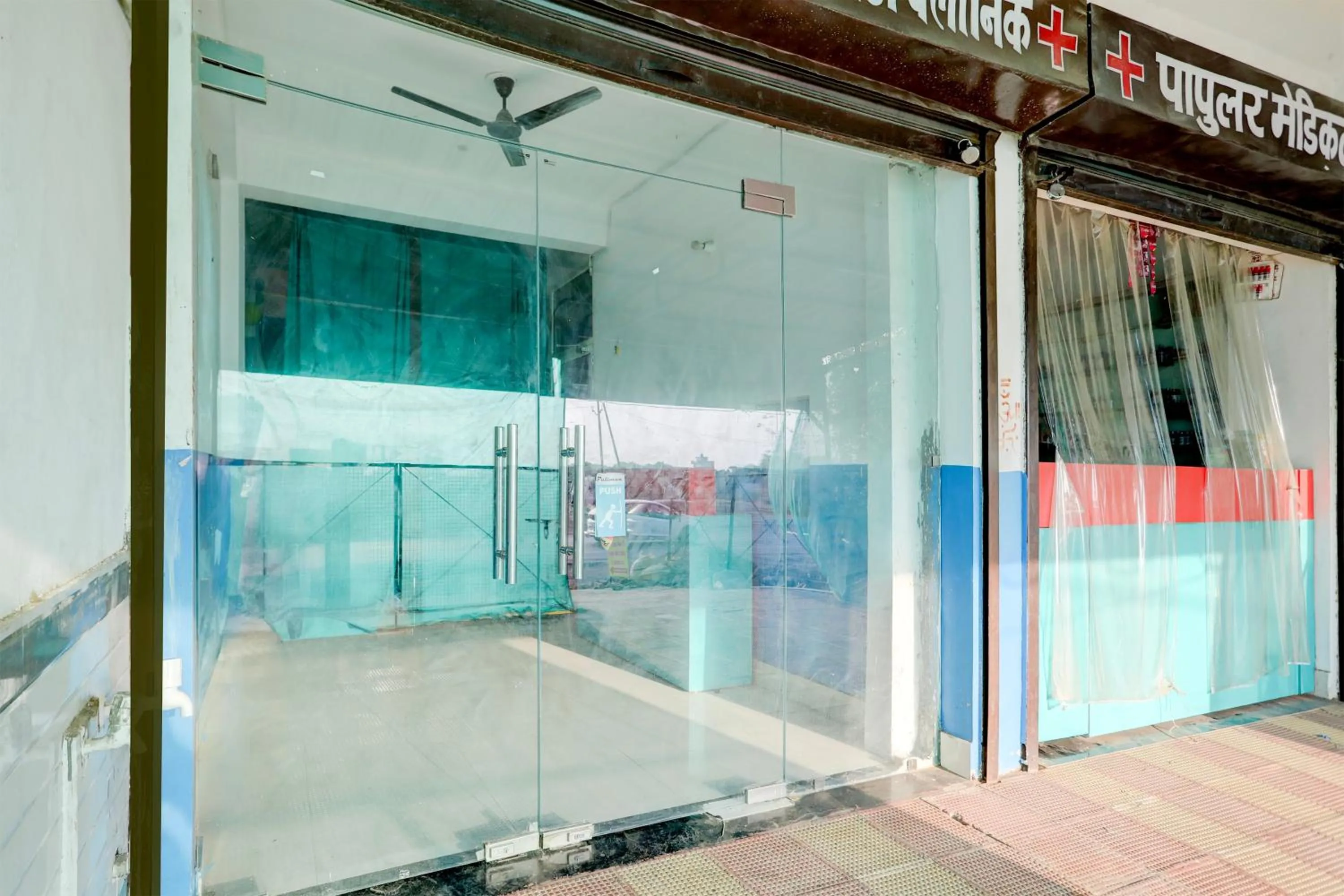 Facade/entrance in Hotel O THE HIGHWAY HOTEL