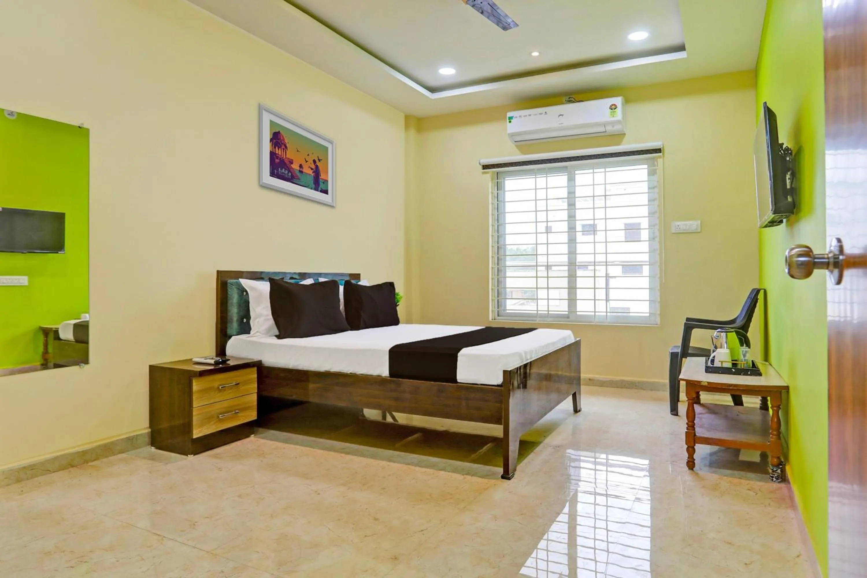 Bedroom, Bed in Super Hotel O Zoo Palace