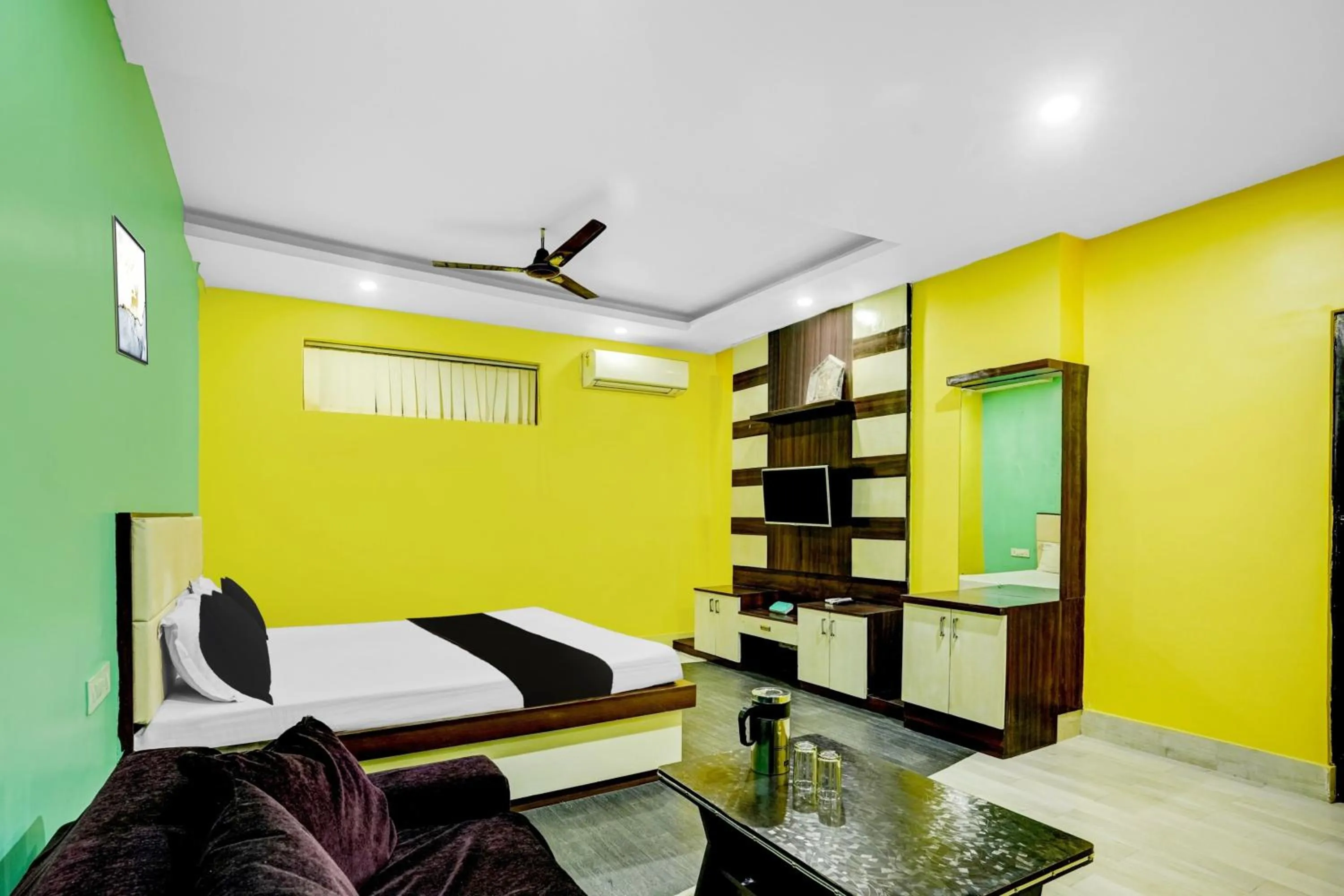 Bedroom, Bed in Hotel O Harsh Regency