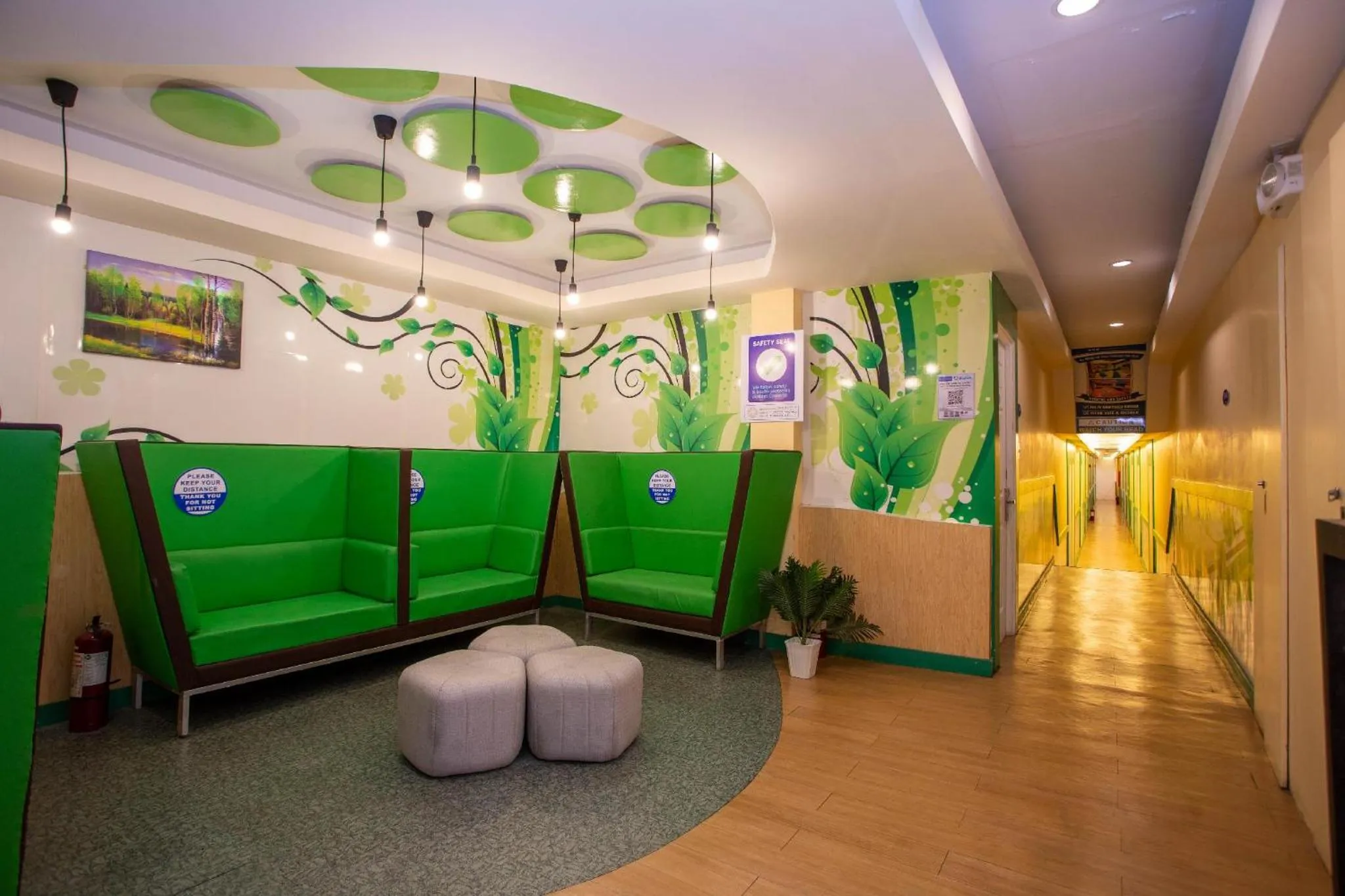 Seating area in Hotel Dreamworld Las Pinas