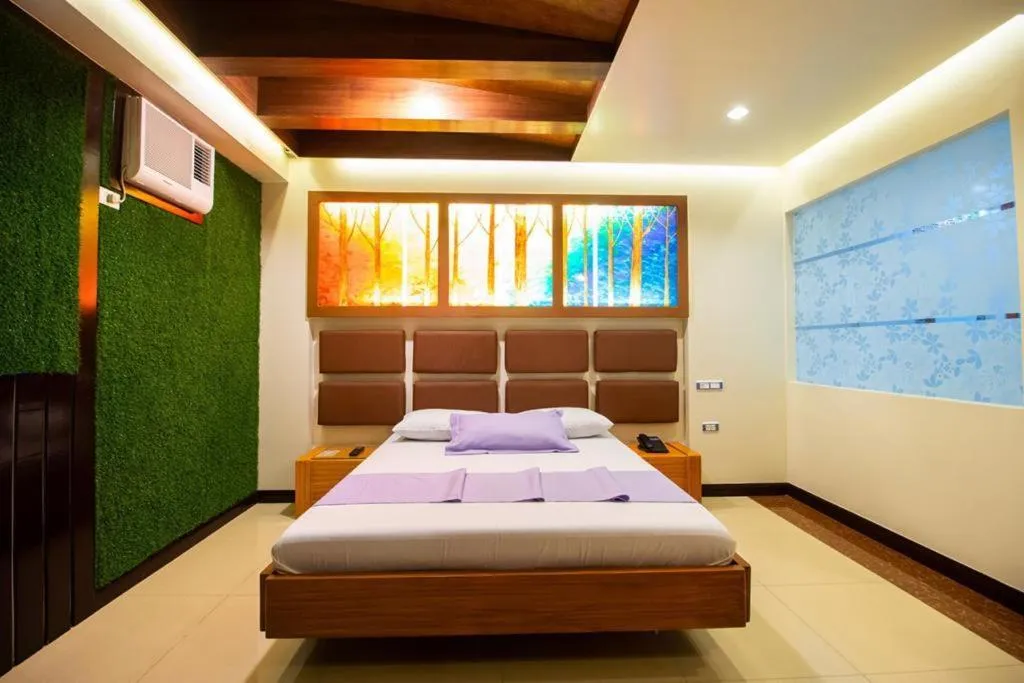 Bed in Hotel Dreamworld Las Pinas