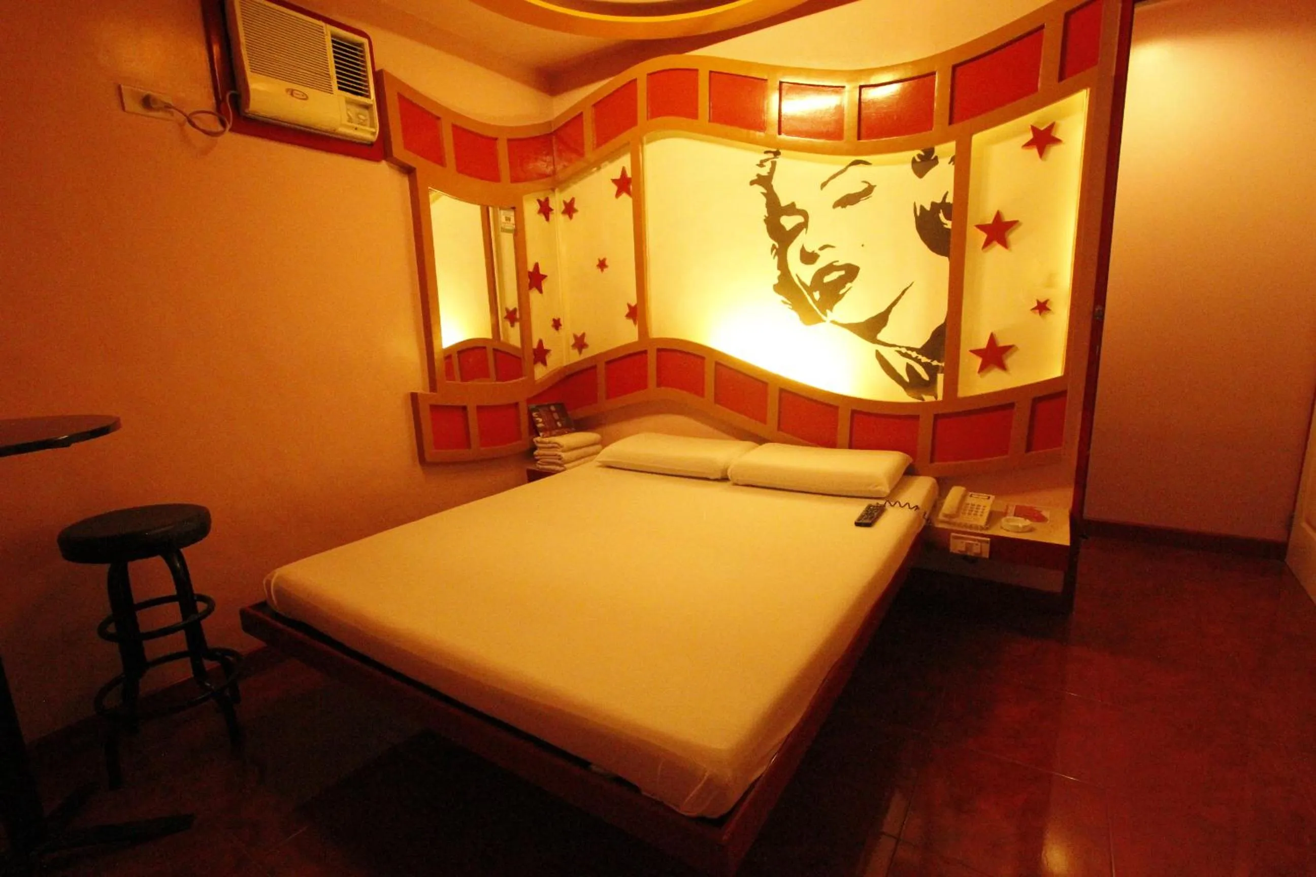 Bed in Astrotel Novaliches