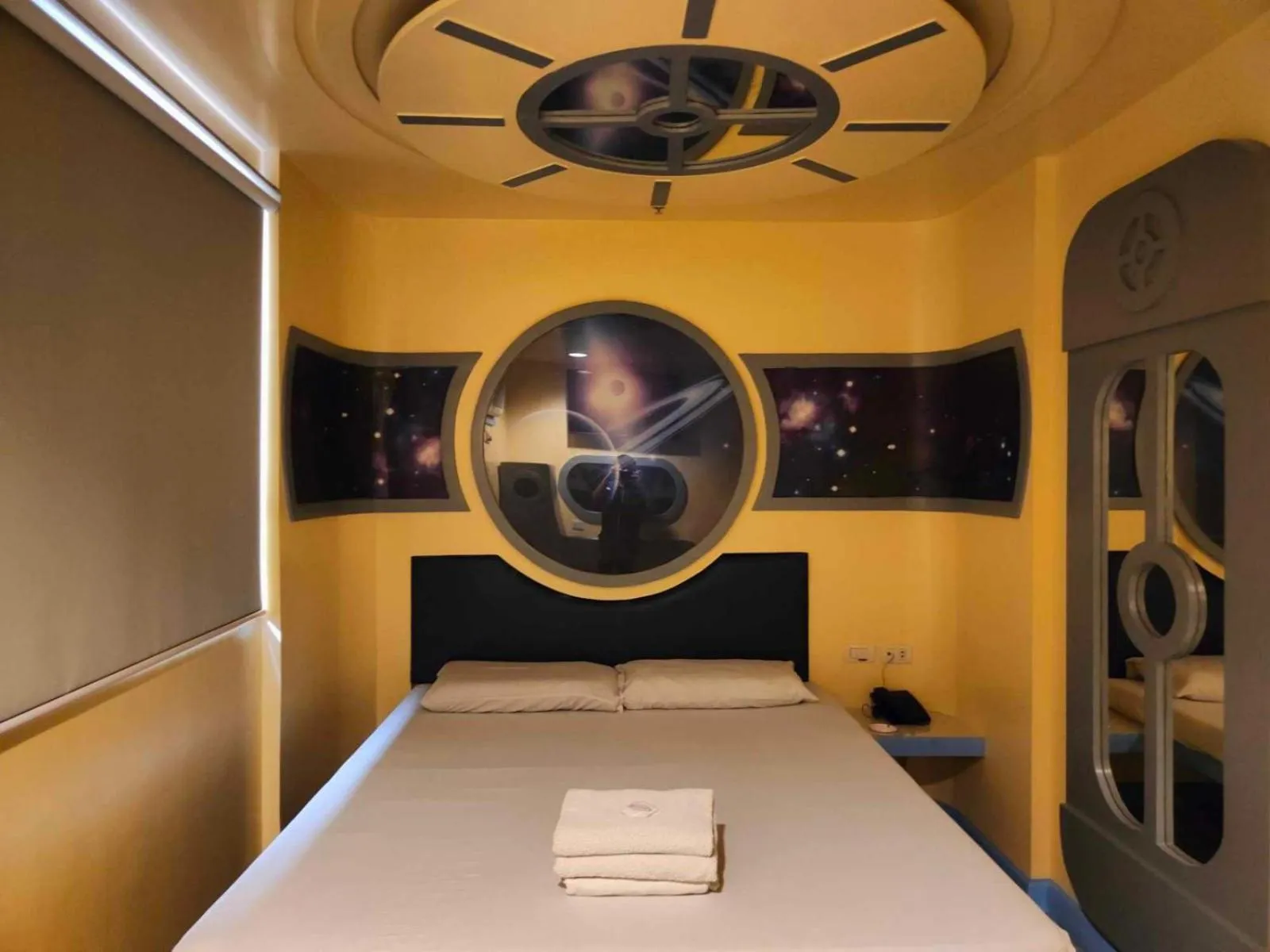 Photo of the whole room, Bed in Astrotel Guadalupe