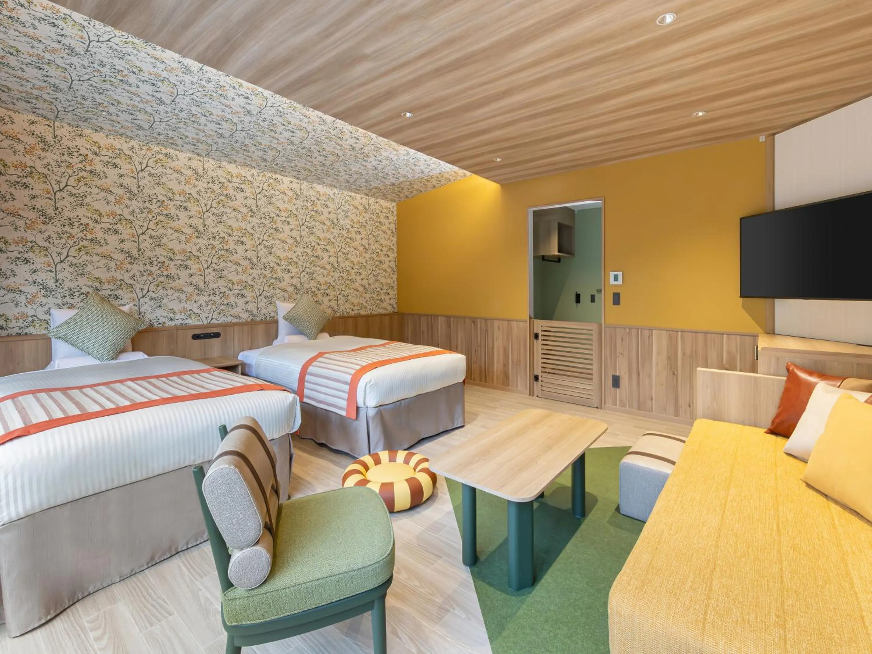 Photo of the whole room, Bed in Wan Wan Paradise Premier Nanki Shirahama