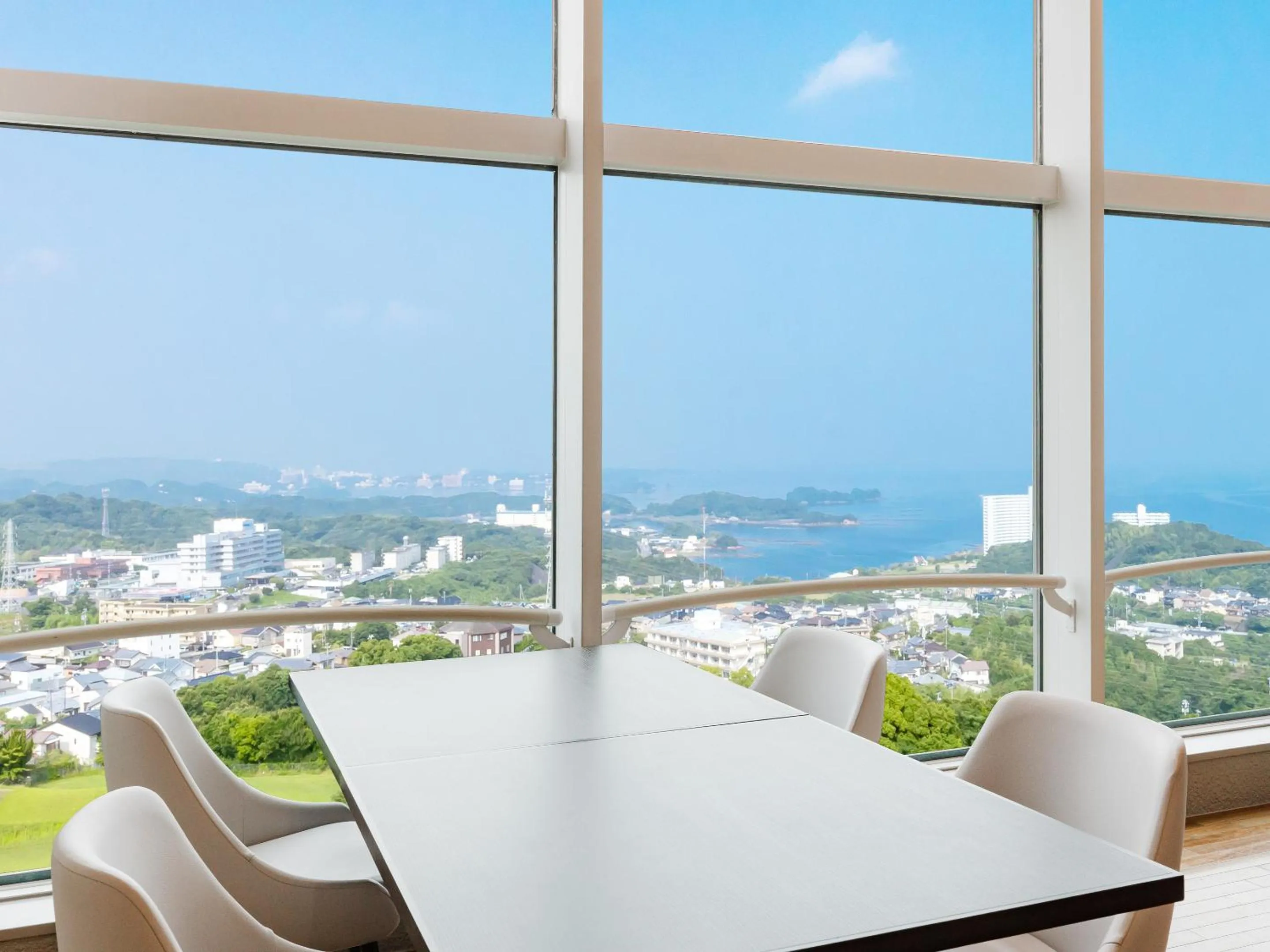 Restaurant/places to eat in Nanki Shirahama Dog Paradise