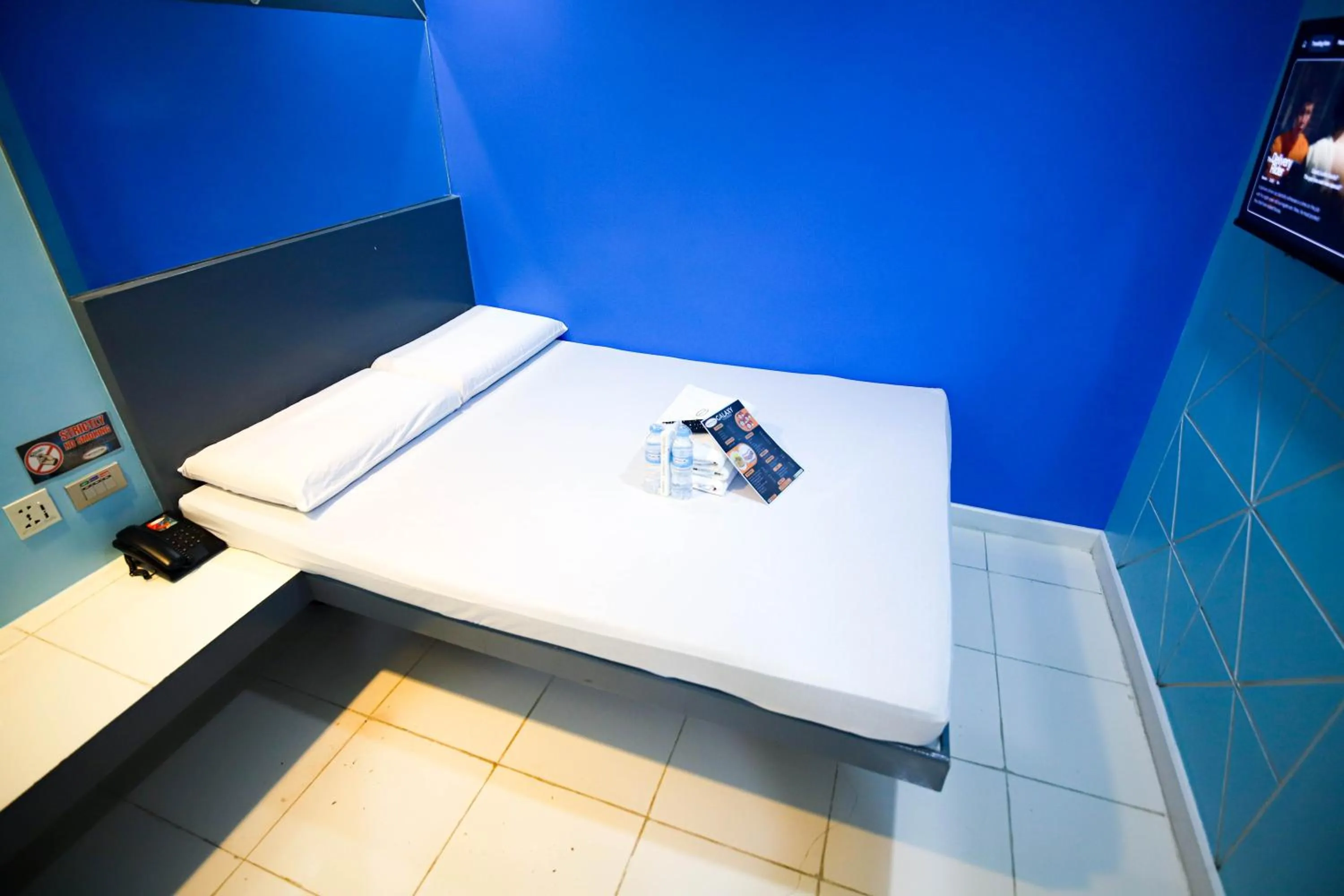 Bed in Astrotel Divisoria