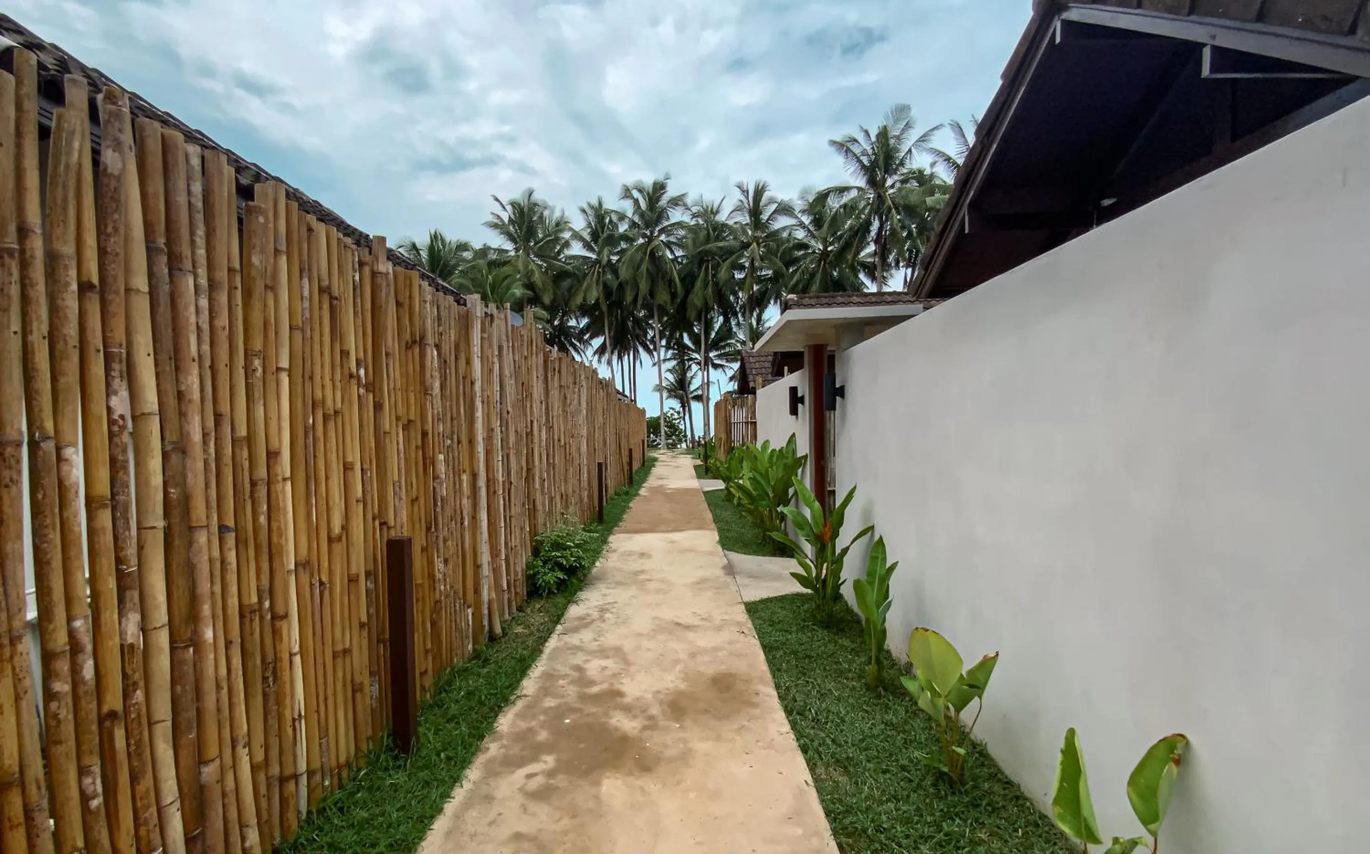 Property building in Chumphon Cabana Resort