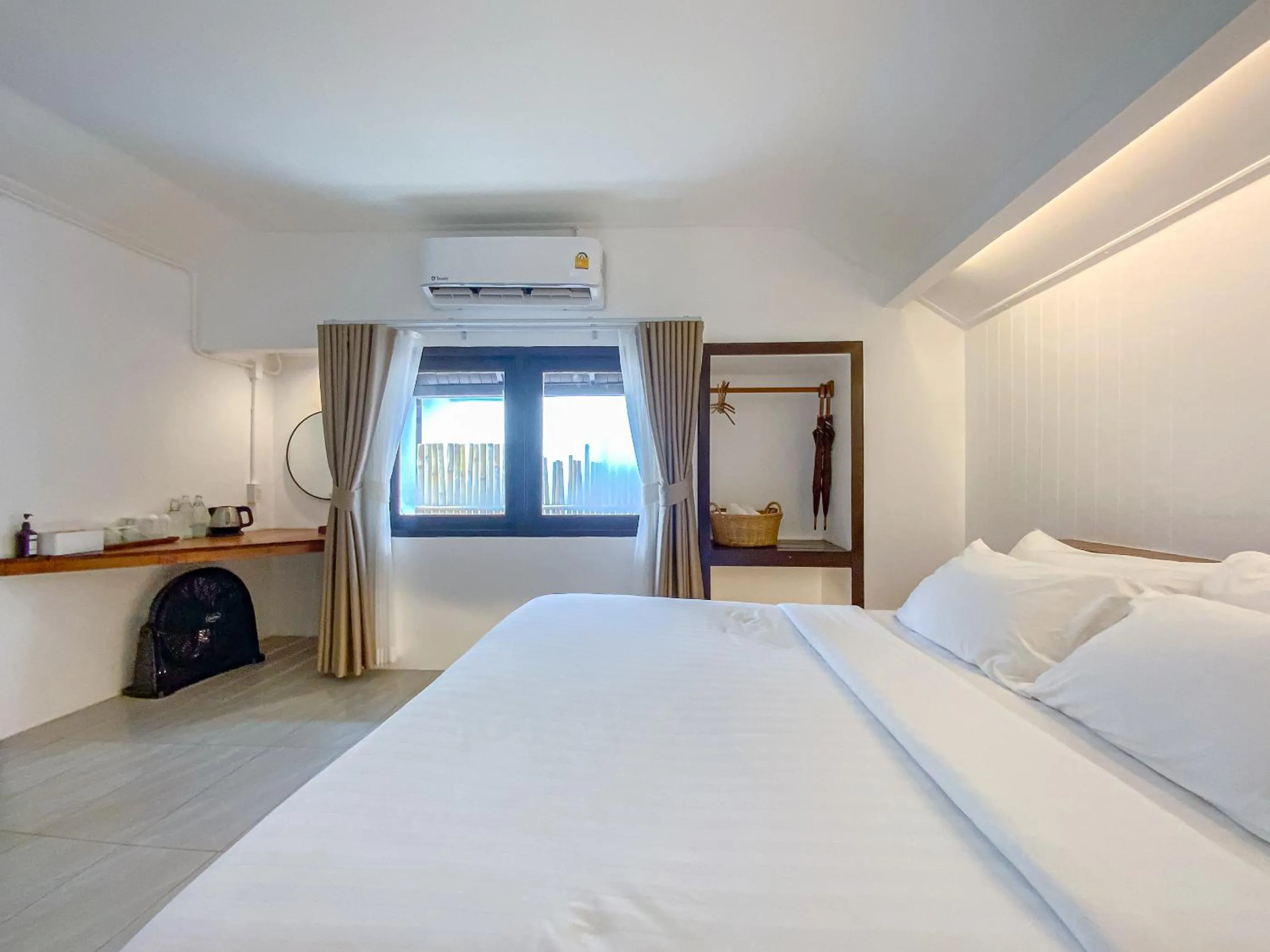 Bedroom, Bed in Chumphon Cabana Resort