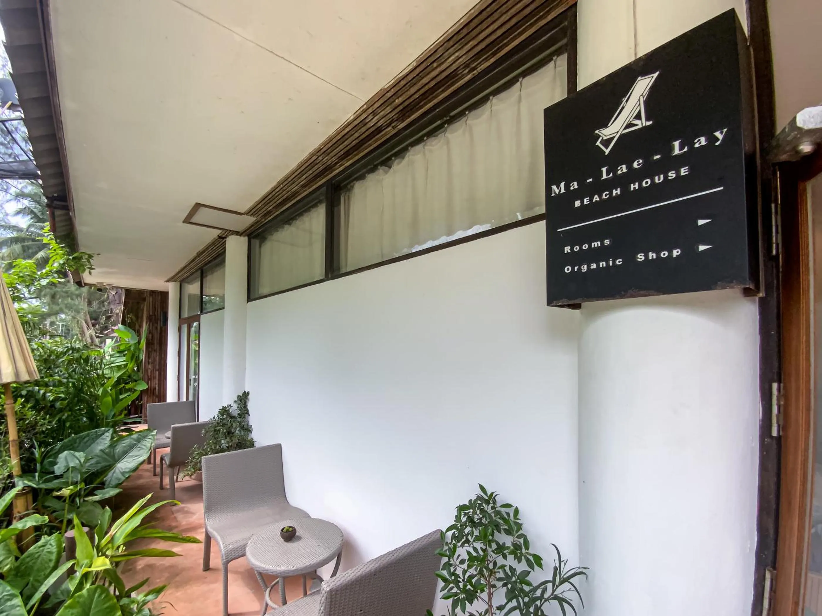 Property building in Chumphon Cabana Resort