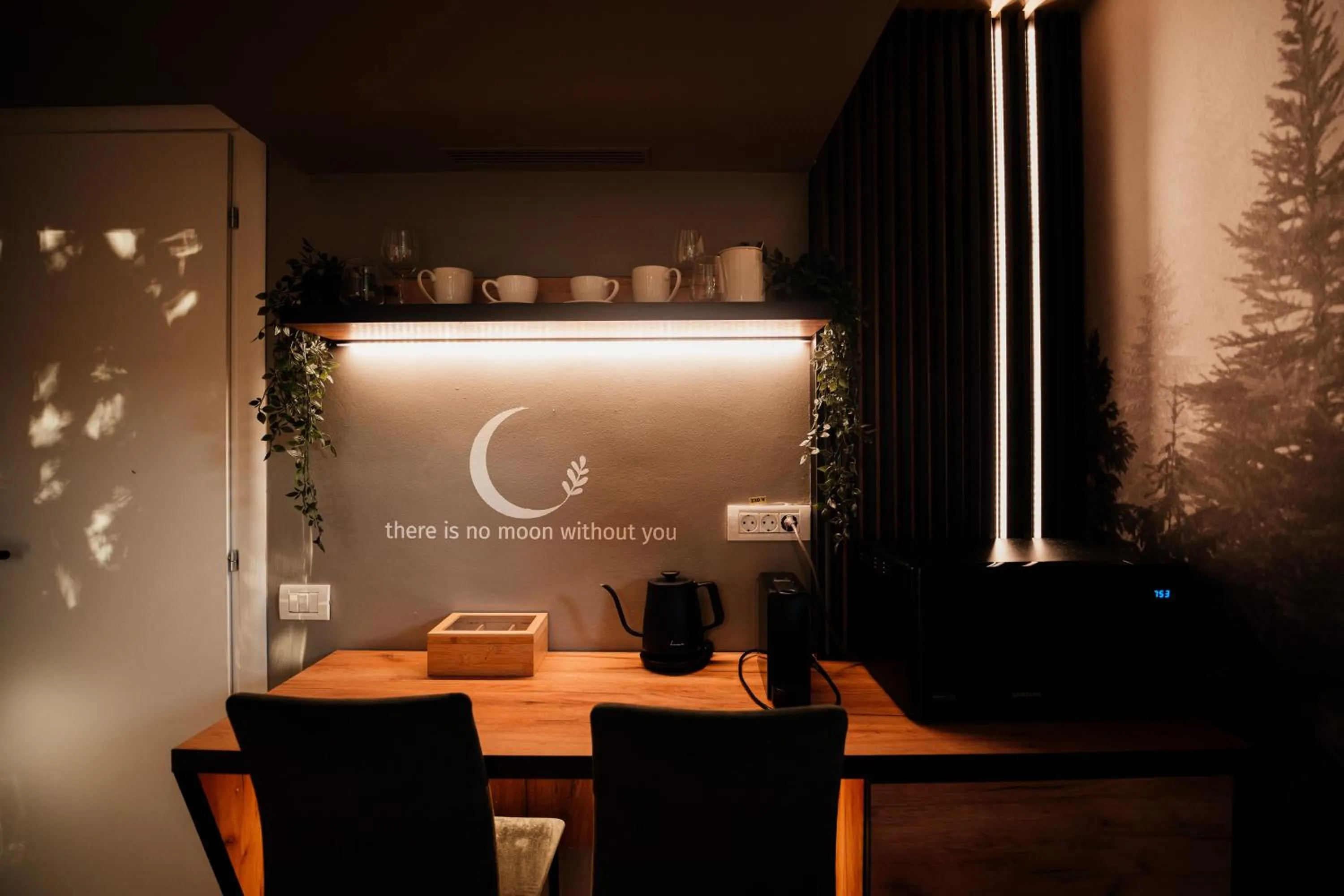 Coffee/tea facilities in Moon Valley Comarnic