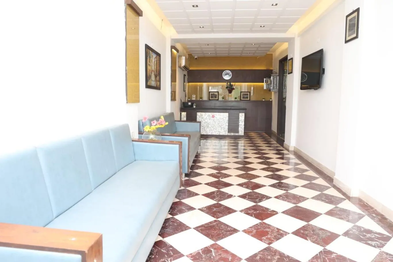 Communal lounge/ TV room in Hotel Panna Paradise