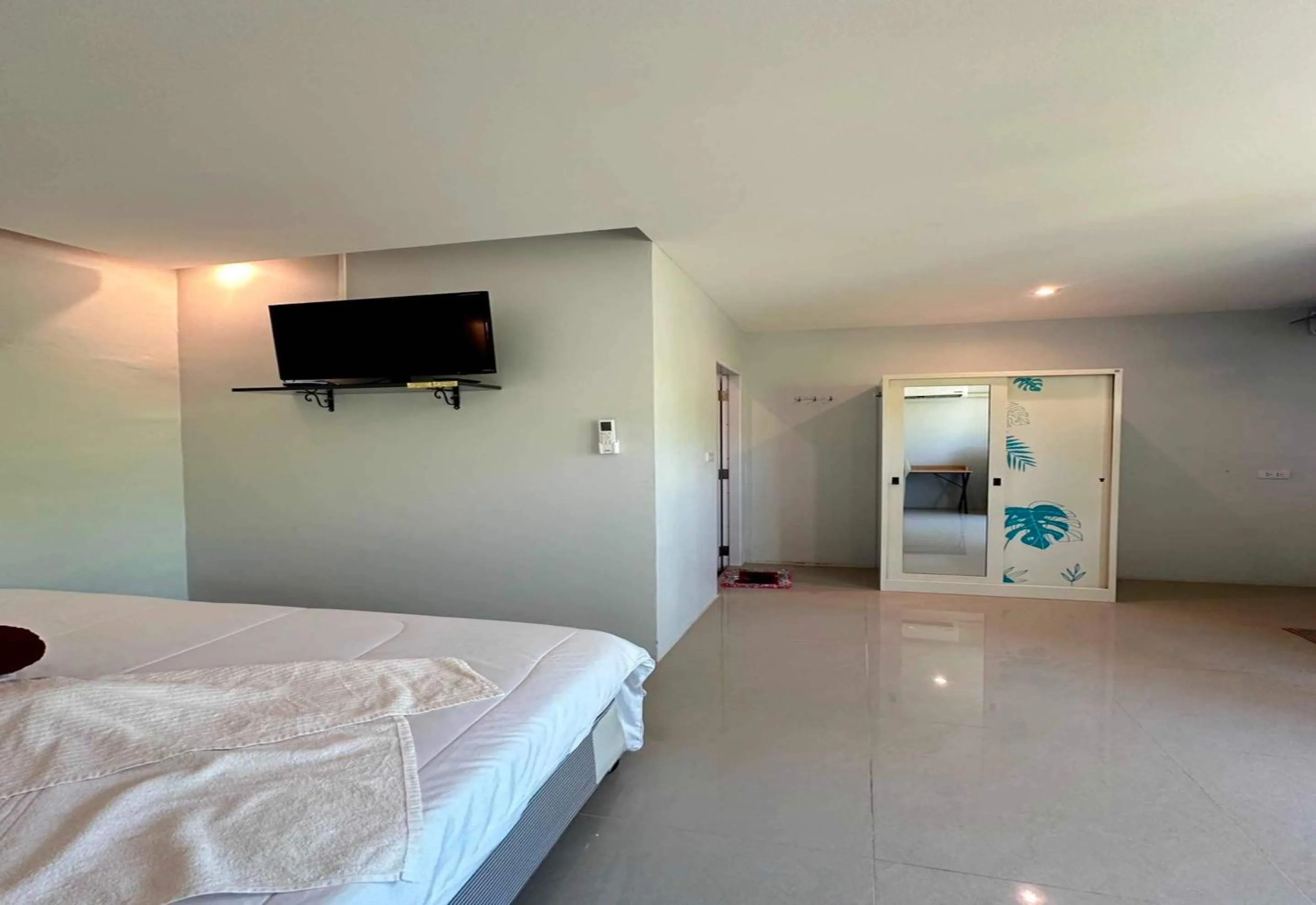 Bedroom in OYO 75492 Carpe Diem Homestay